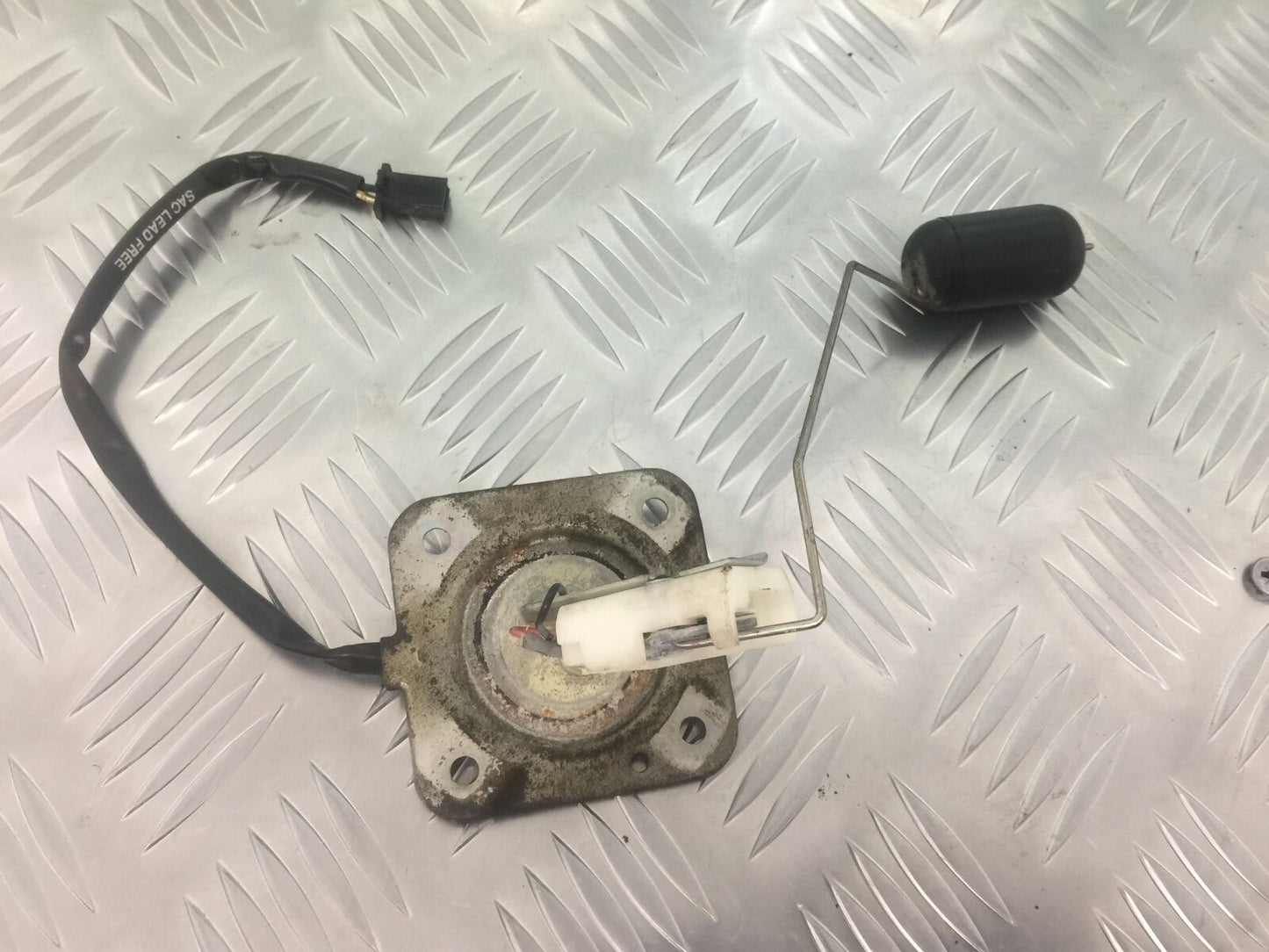 HONDA CBF125 CBF 125 PETROL TANK SENDER YEAR 2009-2014 (STOCK 915)