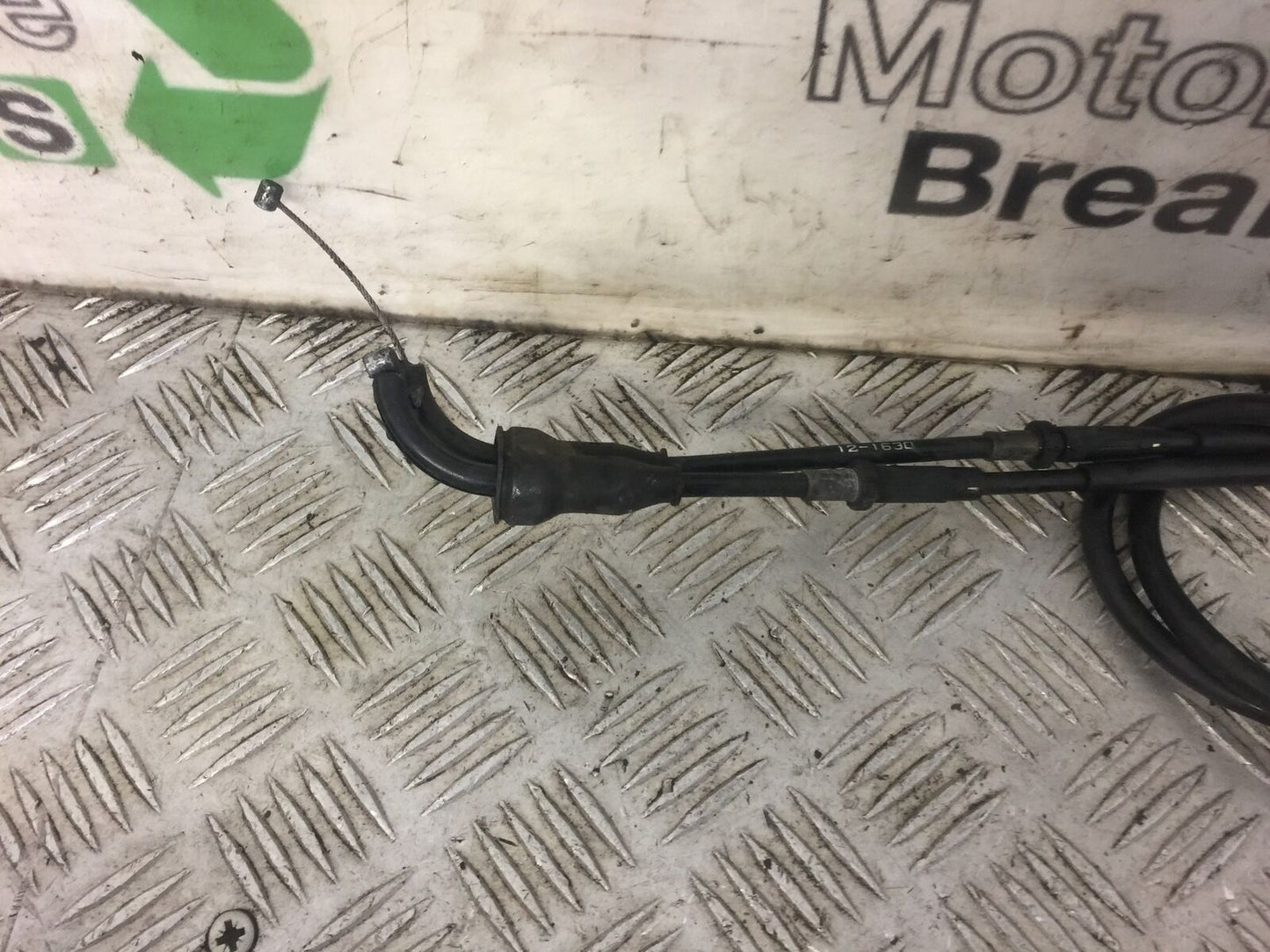 KAWASAKI ZX6R ZX636 THROTTLE CABLES YEAR 2002 (STOCK 484)