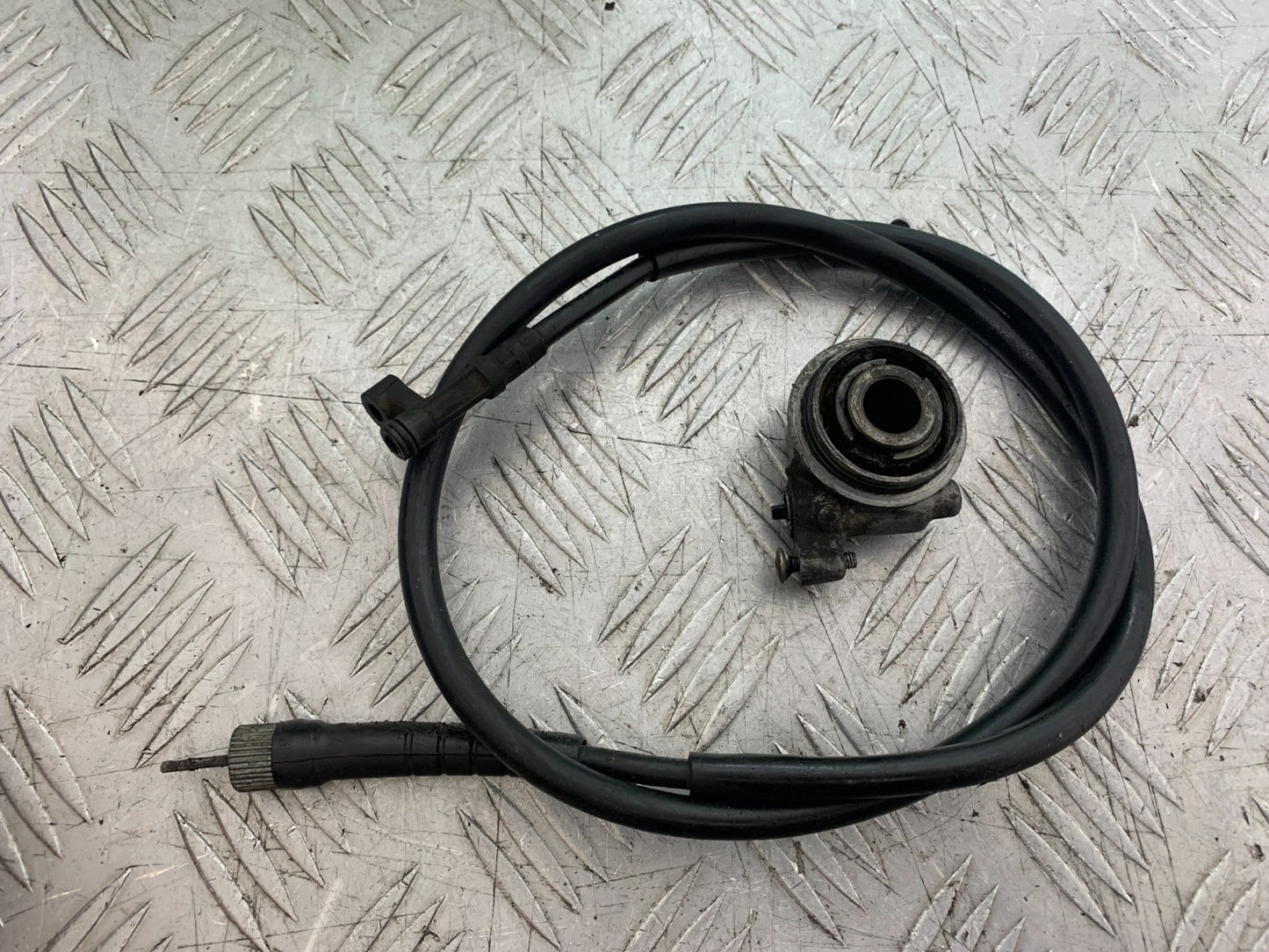 HONDA VT700 VT 700 SHADOW SPEEDO DRIVE AND CABLE YEAR 1984-85 (CMB1328)