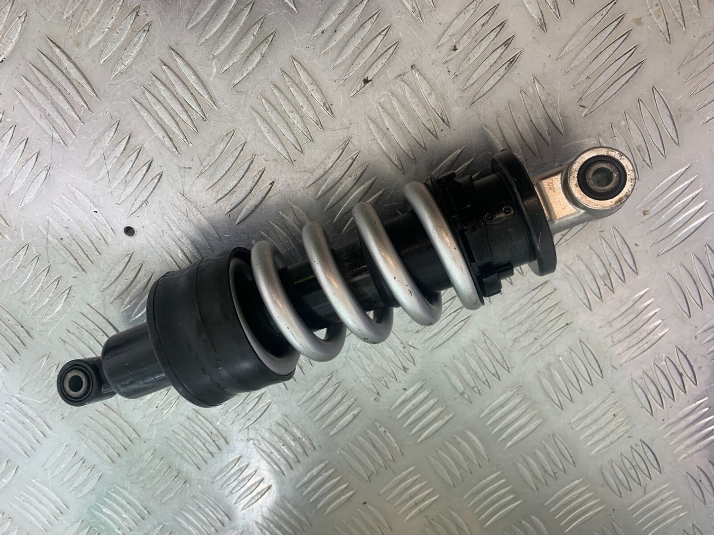 HONDA CB650 F CB 650 FA-H REAR SHOCK YEAR 2017- 2019 (CMB1087)