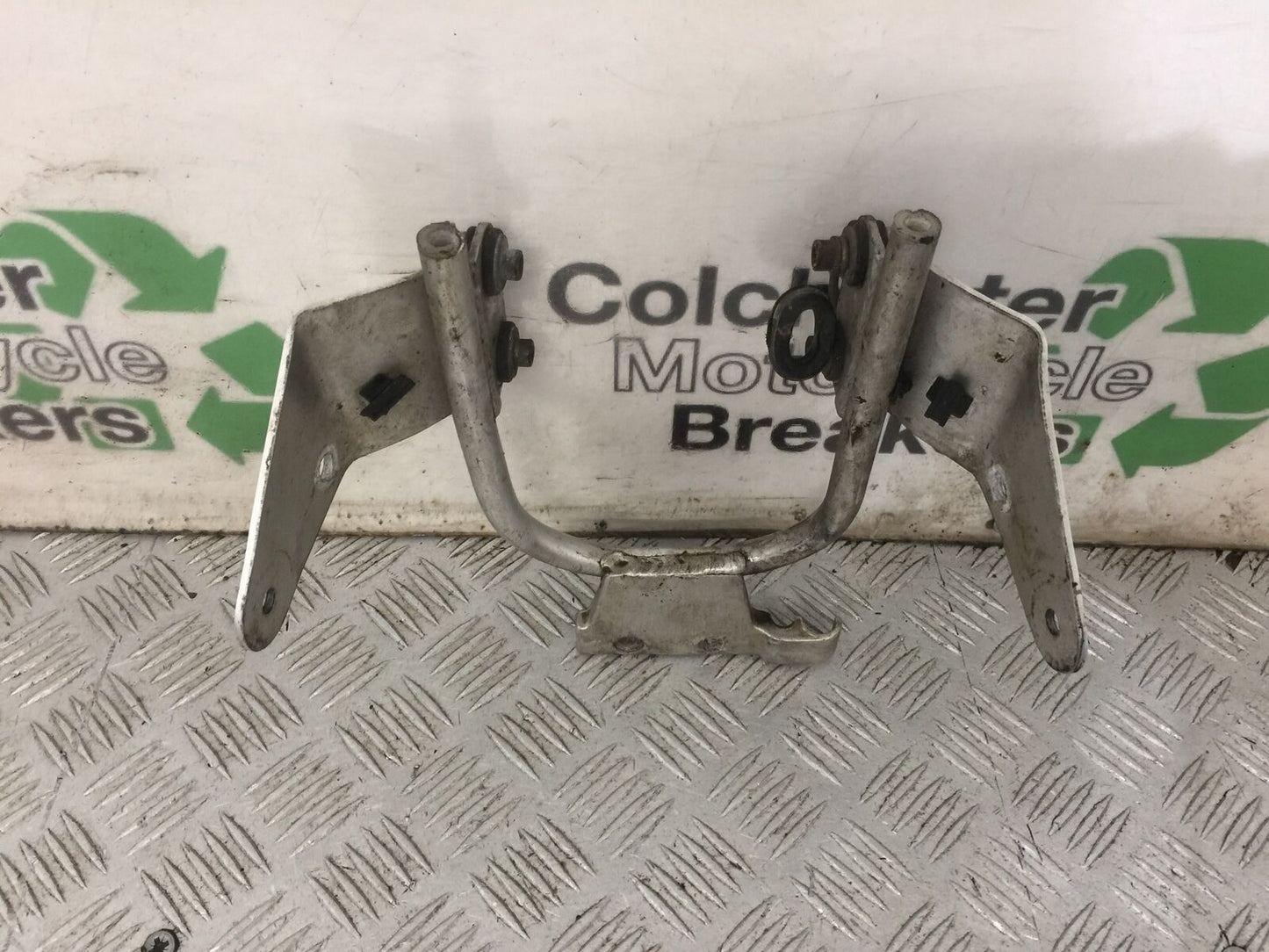 DUCATI MONSTER 600 HEADLIGHT BRACKET YEAR 1994-2001 (STOCK 850)