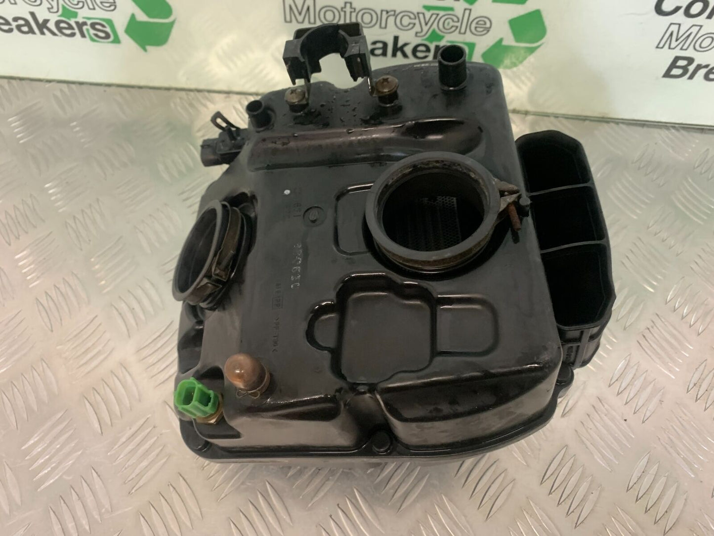 SUZUKI SV1000 SV 1000 K3 AIRBOX YEAR 2004 (STOCK 970)