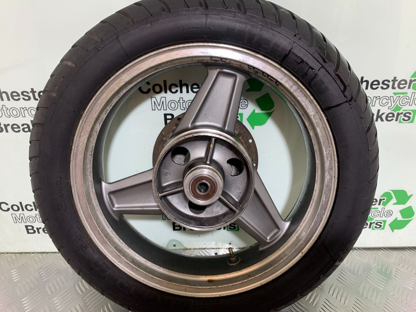 KAWASAKI ZR 750 ZEPHYR REAR WHEEL YEAR 1991-95 (CMB1008)