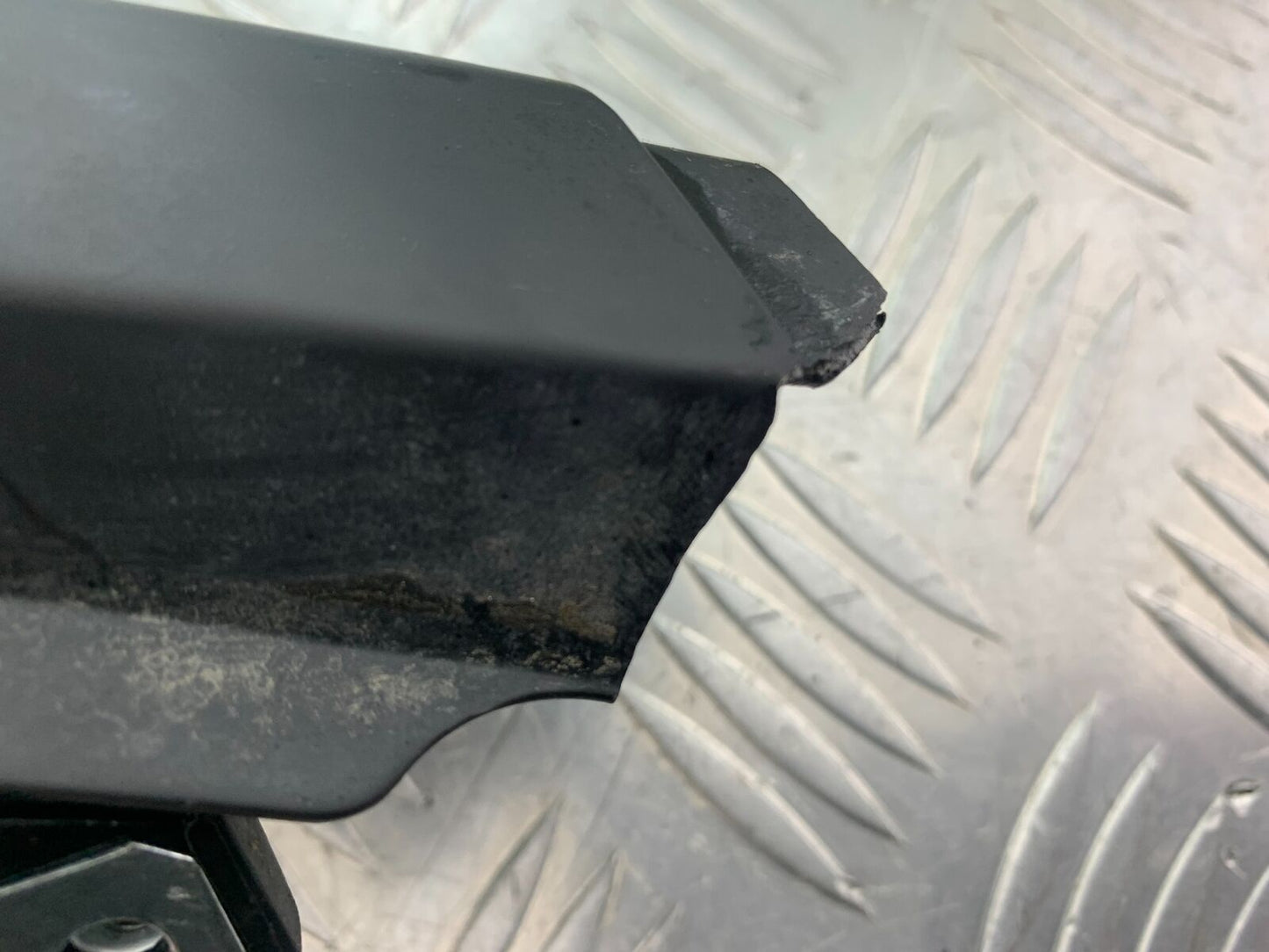 BENELLI LEONCINO 500 TRIAL LEFT SEAT PANEL YEAR 2020 (CMB1106)