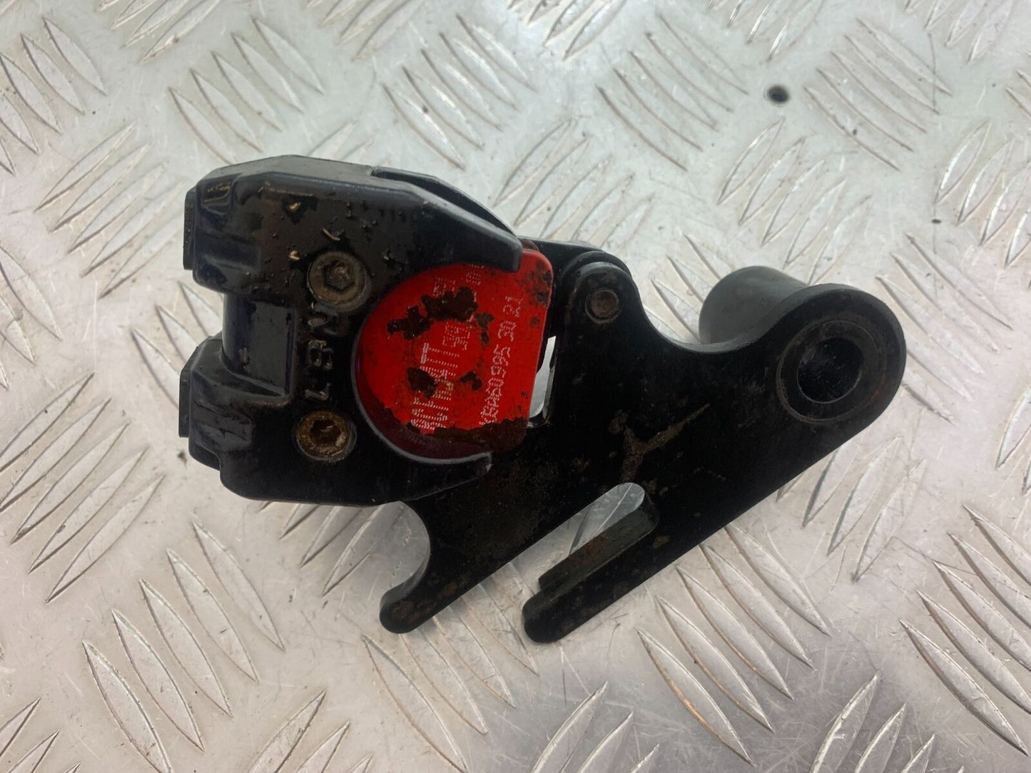 BLUROC LEGEND 125 REAR BRAKE CALIPER YEAR 2022 (CMB1041)