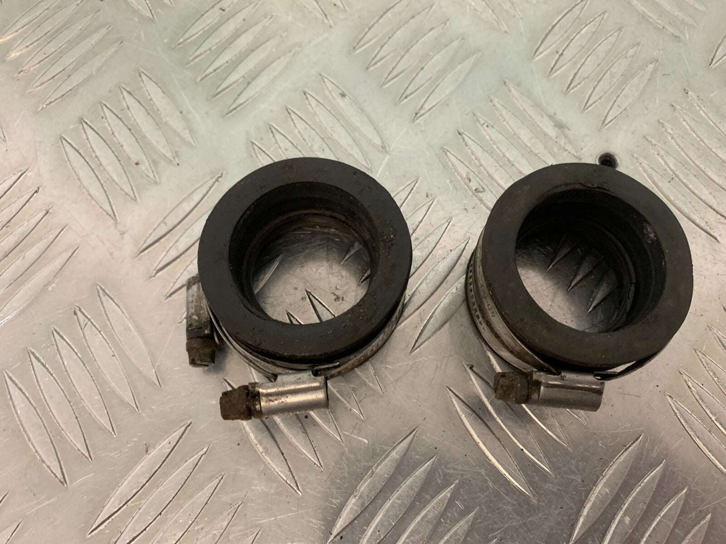 DUCATI 600ss 600 ss CARB RUBBERS YEAR 1991-98 (STOCK 987)