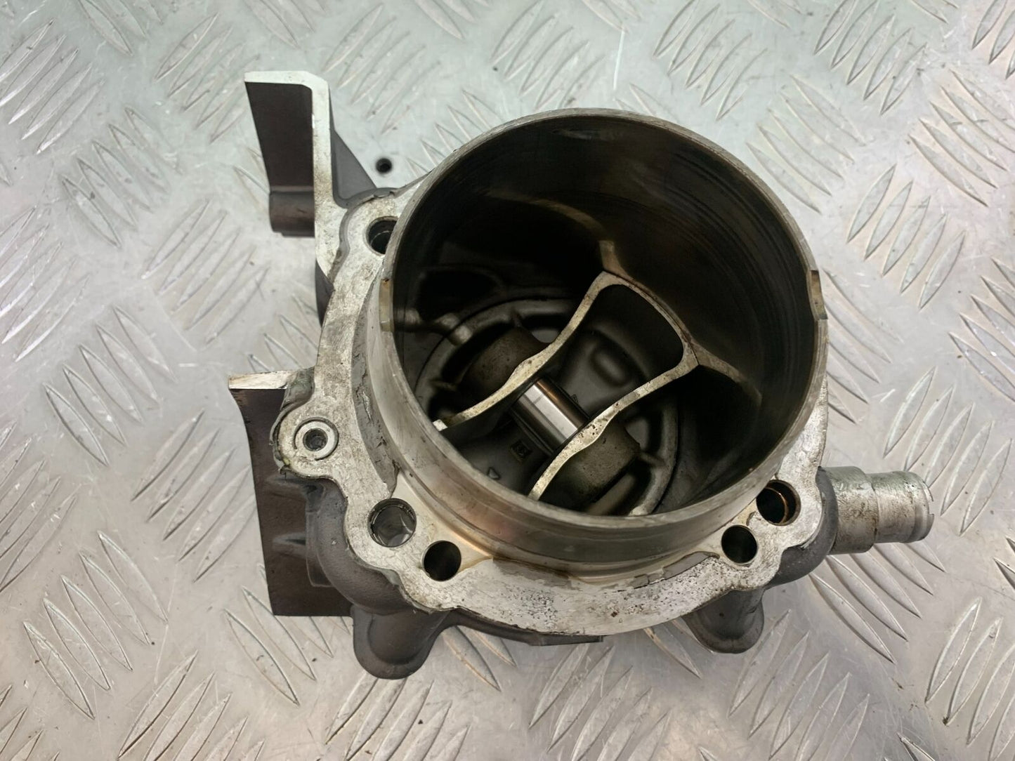 DUCATI STREETFIGHTER 848 REAR BARREL AND PISTON YEAR 2011-2016 (CMB1050)