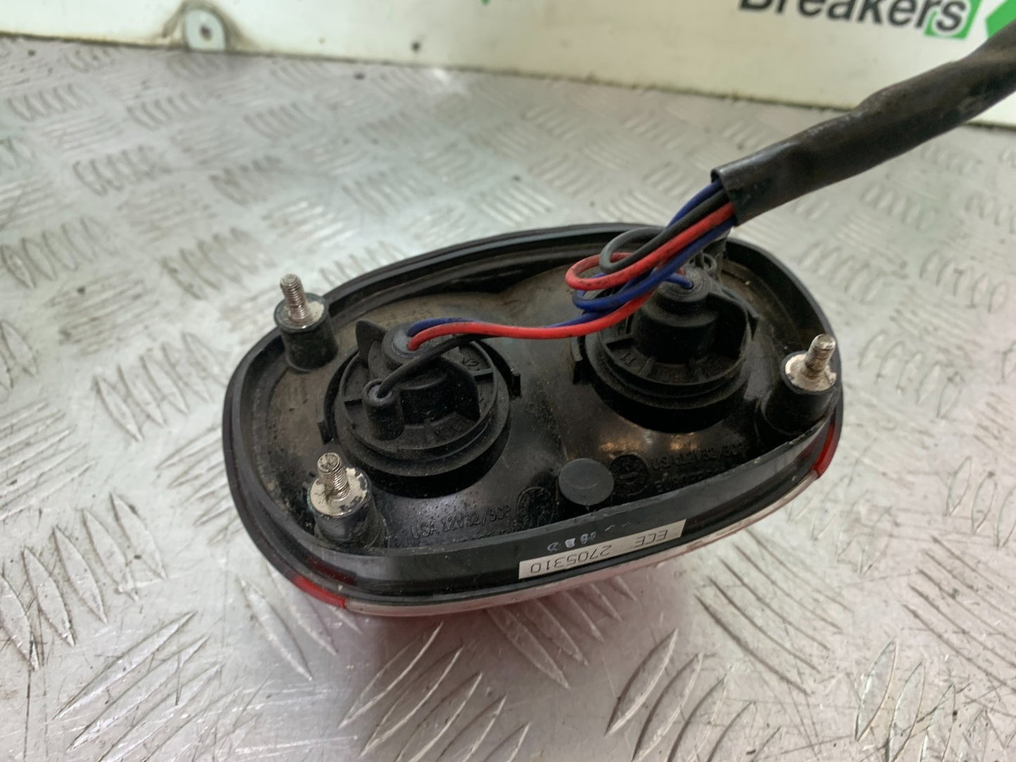 TRIUMPH 955I SPRINT RS REAR LIGHT YEAR 1999-03 (CMB1313)