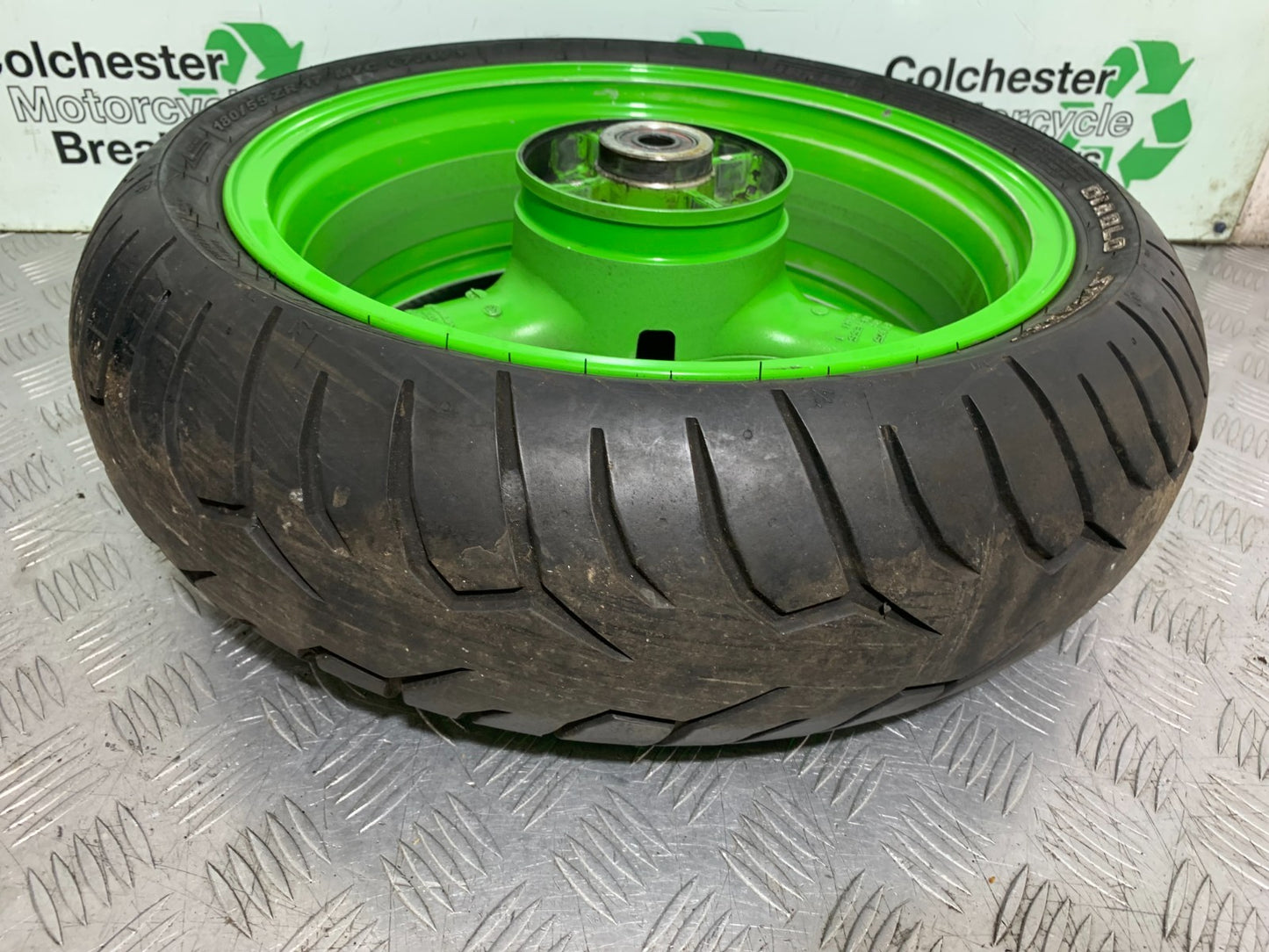KAWASAKI ZX9R ZX9 R REAR WHEEL YEAR 1998-1999 (CMB1329)