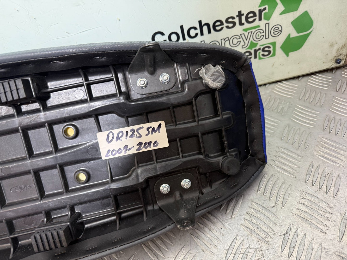 SUZUKI DR125 SM DR 125 SEAT YEAR 2008 - 2012