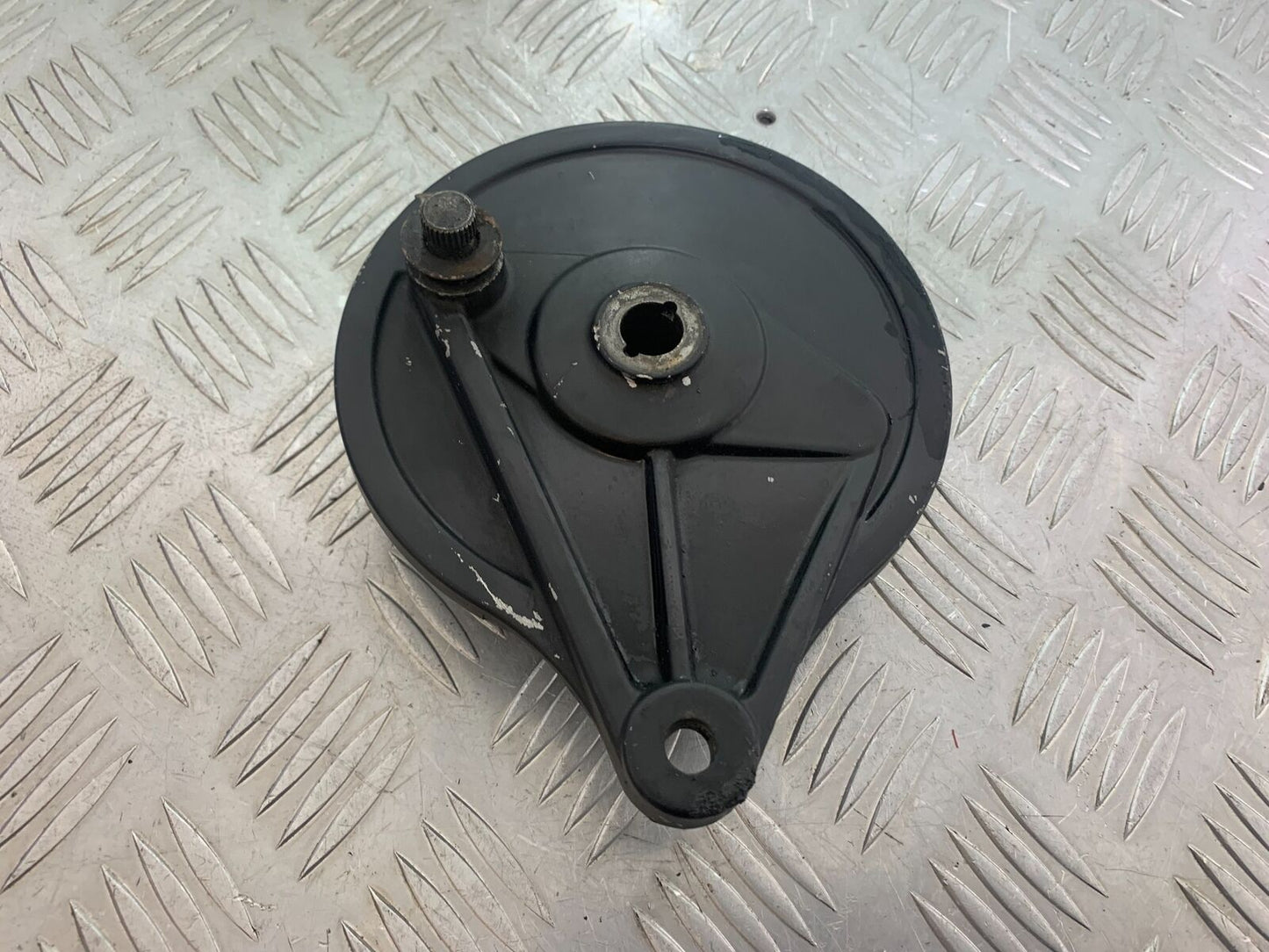 HERALD CLASSIC 125 REAR BRAKE HUB YEAR 2014 (CMB1058)
