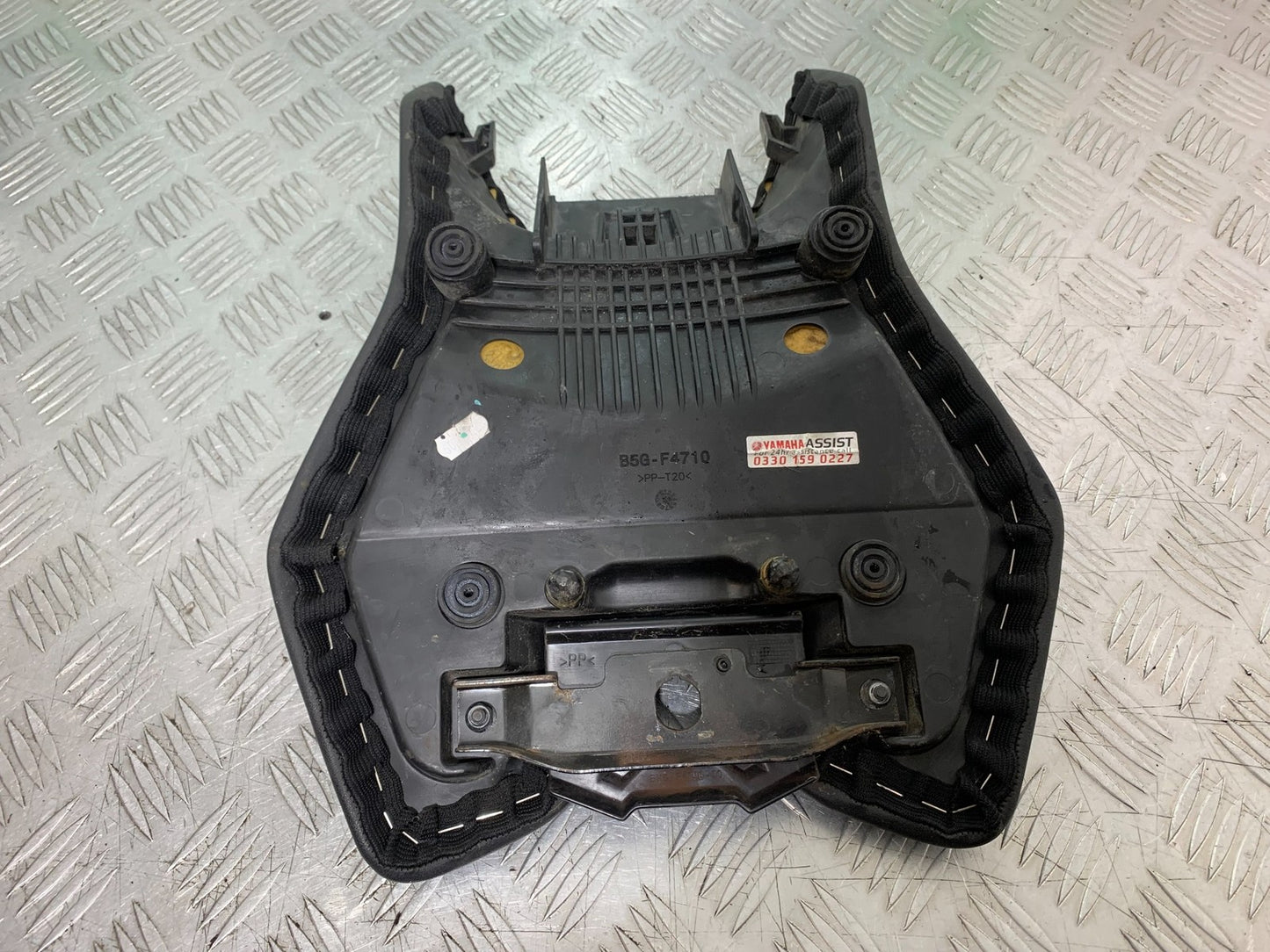 YAMAHA YZF-R125 YZF 125 FRONT SEAT YEAR 2019-2022 (CMB1263)