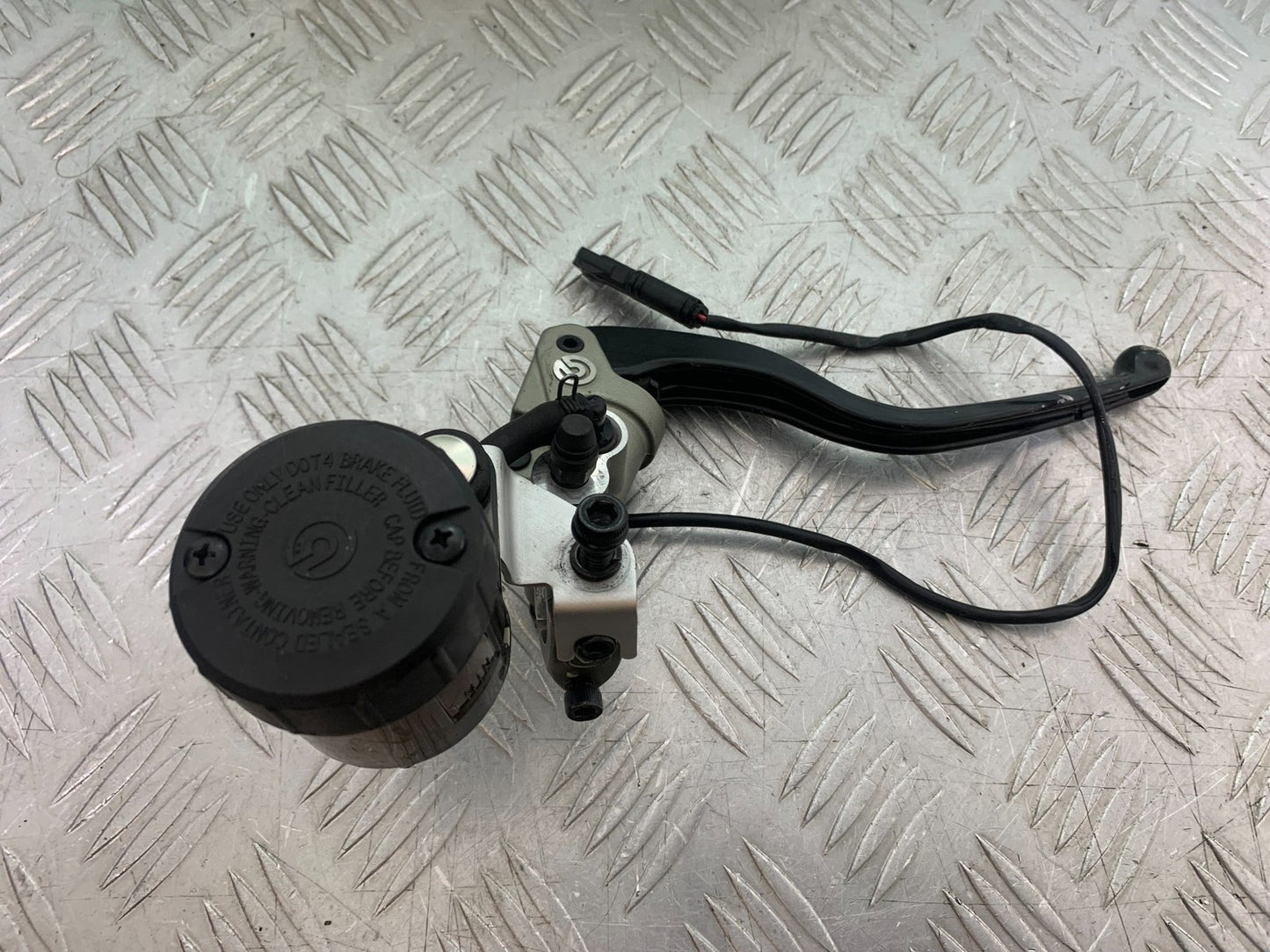 DUCATI 937 MONSTER FRONT MASTER CYLINDER YEAR 2021-2024 (CMB1270)