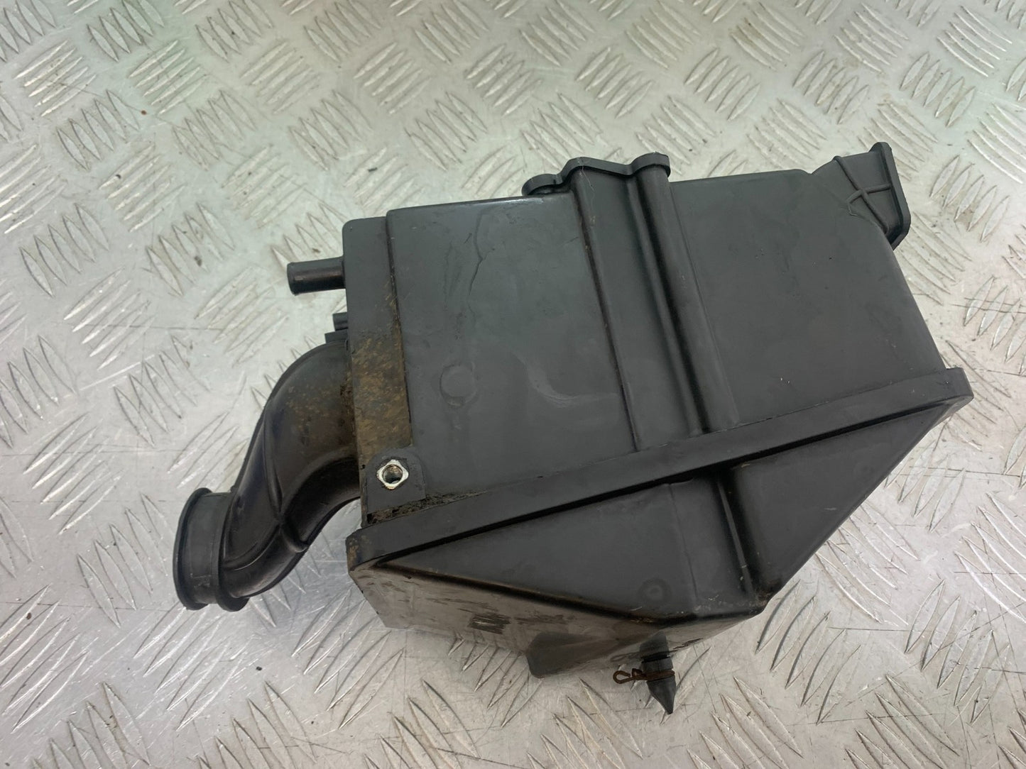 BENELLI BN125 BN 125 AIRBOX YEAR 2018-2021 (CMB1194)
