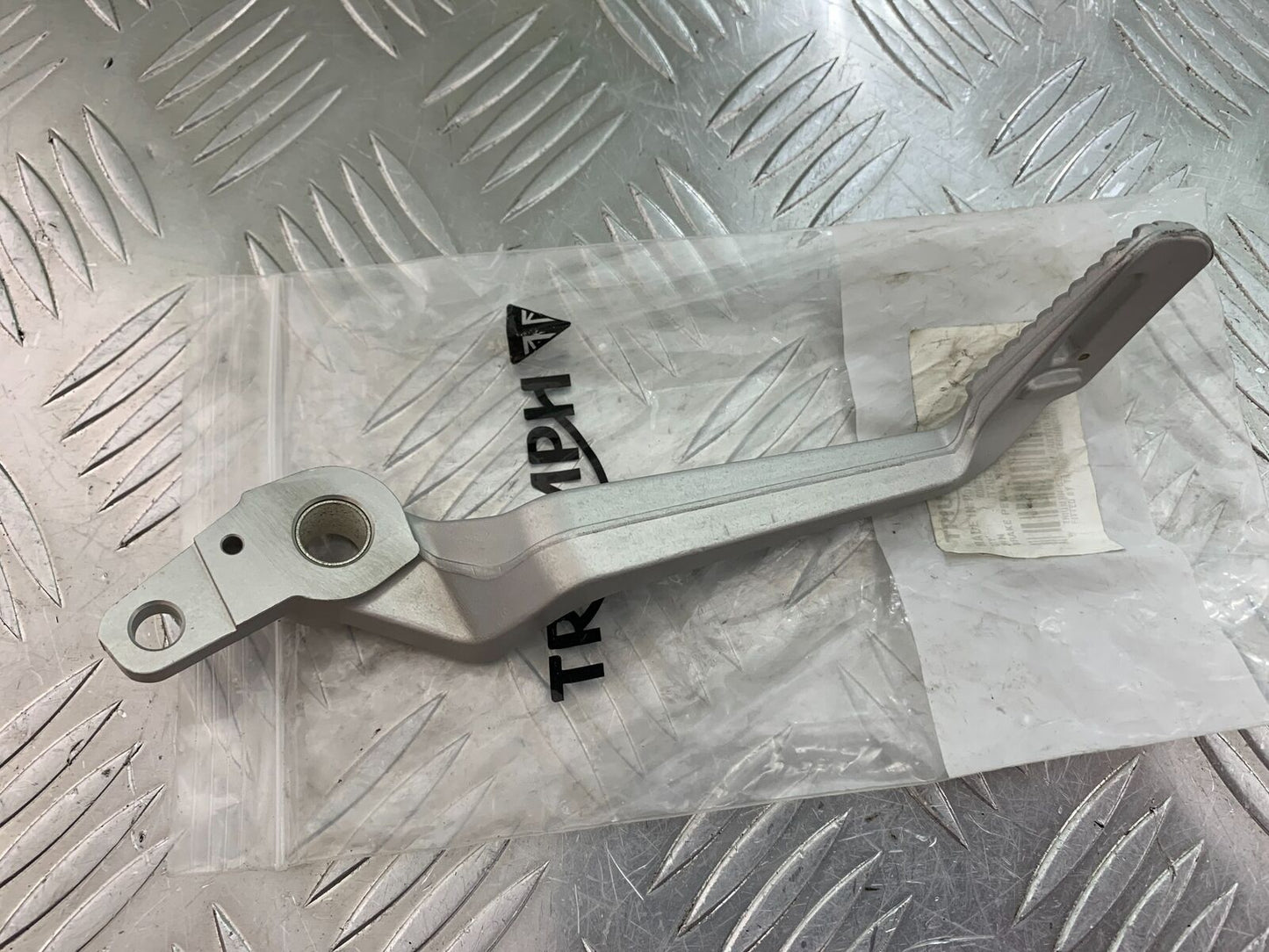 TRIUMPH 1050 SPEED TRIPLE RS REAR BRAKE PEDAL YEAR 2018-2020 (CMB1029)