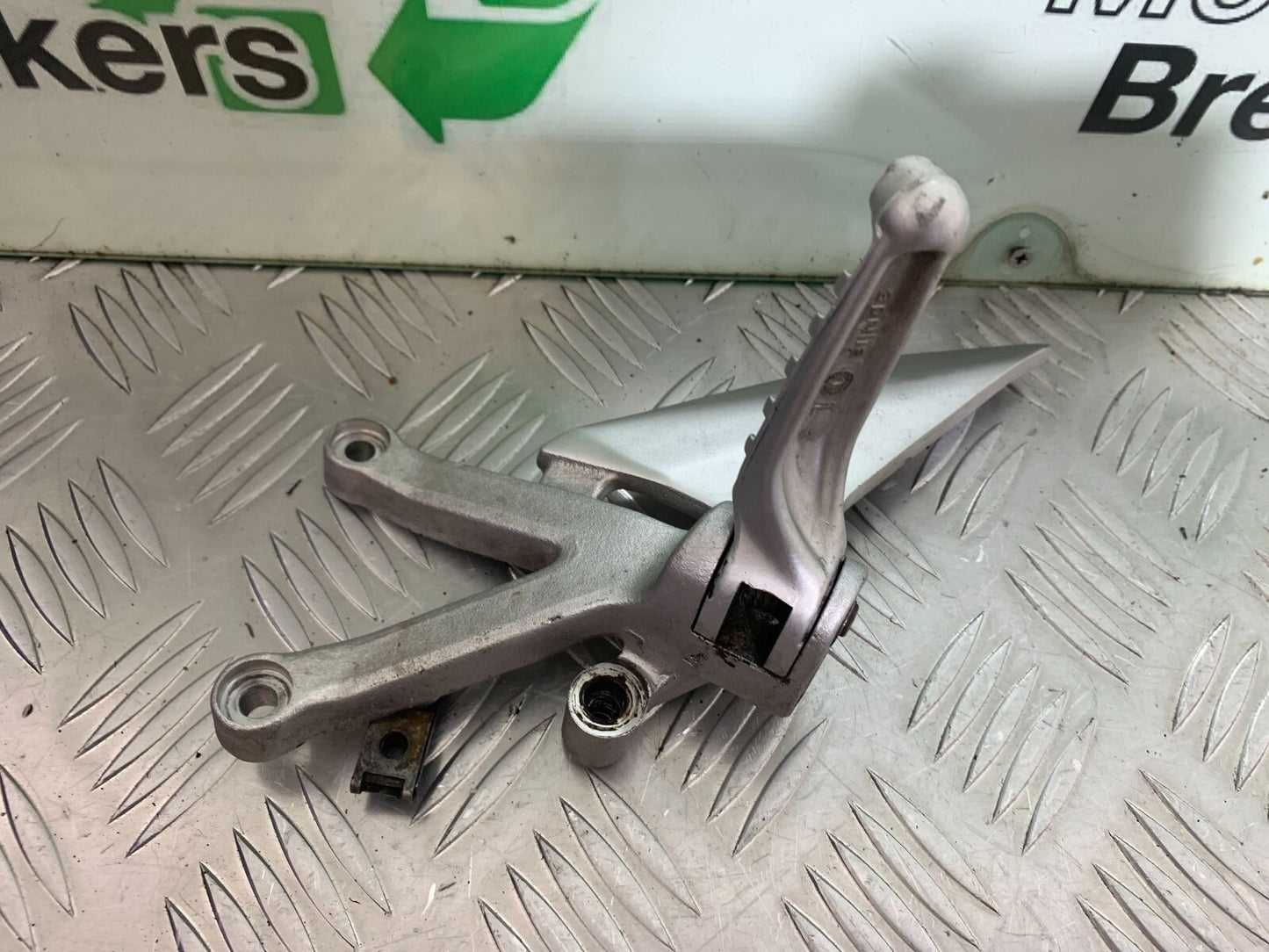 APRILIA FUTURA RST 1000 FRONT LEFT HANGER AND PEG YEAR 2001-2005 (CMB1033)