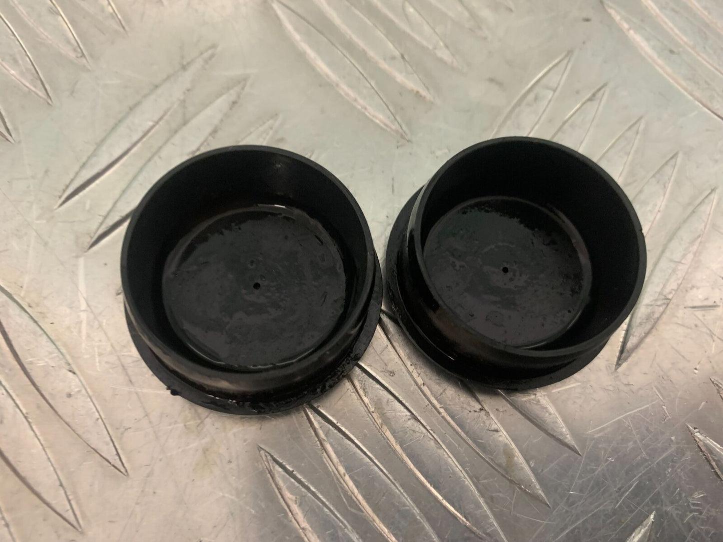 YAMAHA TDR250 TDR 250 FRAME PLUGS YEAR 1988-1992 (STOCK 976)