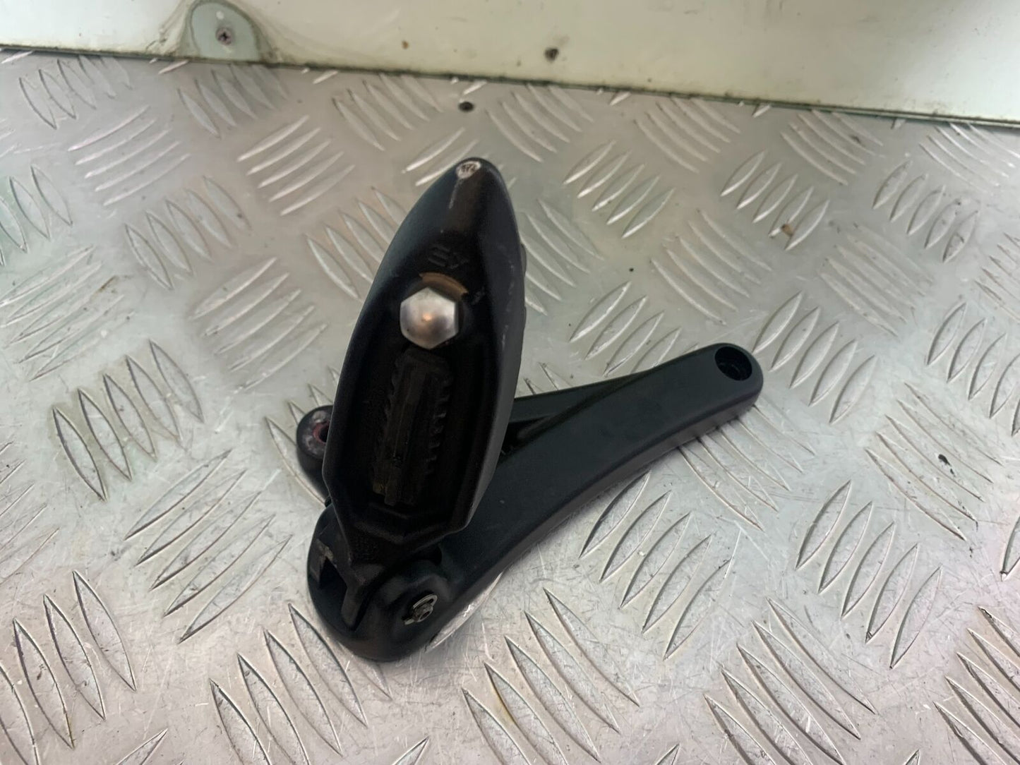 DUCATI DIAVEL 1200 FRONT LEFT HANGER AND PEG YEAR 2014-17 (CMB1054)