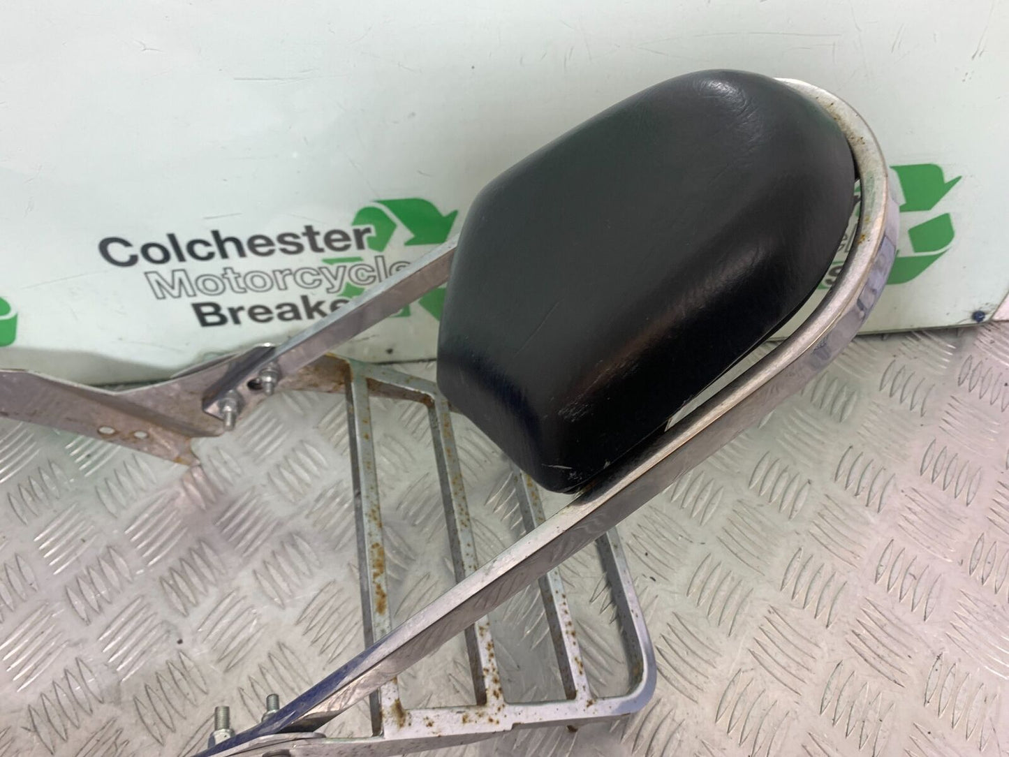 YAMAHA XVS 1100 DRAGSTAR BACK REST YEAR 2000-2007 (CMB1108)