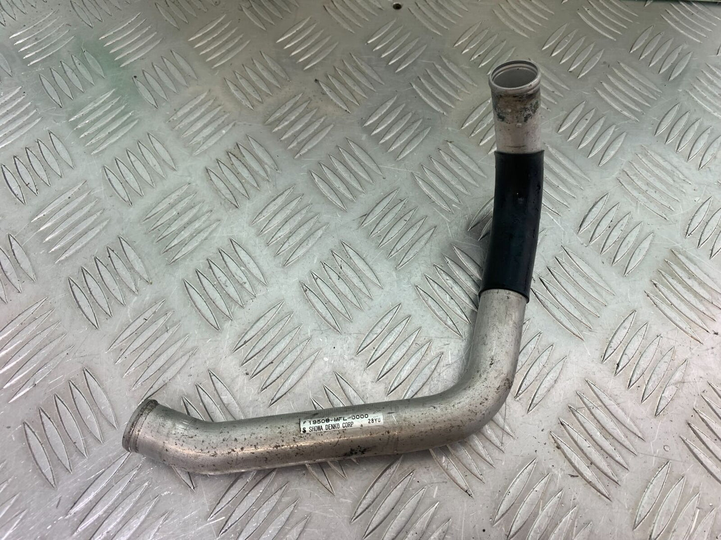 HONDA CBR1000 rr FIREBLADE COOLANT PIPE 2008-2011 (CMB1037)