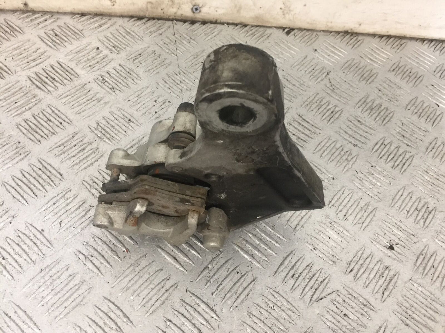 YAMAHA XT660Z TENERE REAR CALIPER YEAR 2012 (STOCK 863)