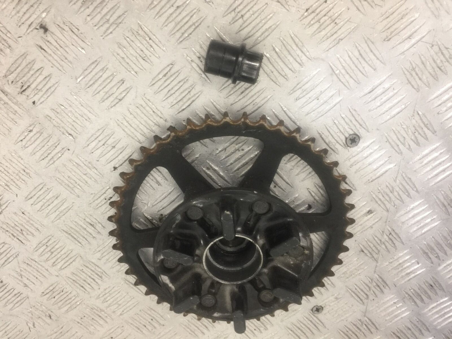 KTM RC125 RC 125 REAR SPROCKET CARRIER YEAR 2014 2017 (STOCK 838)