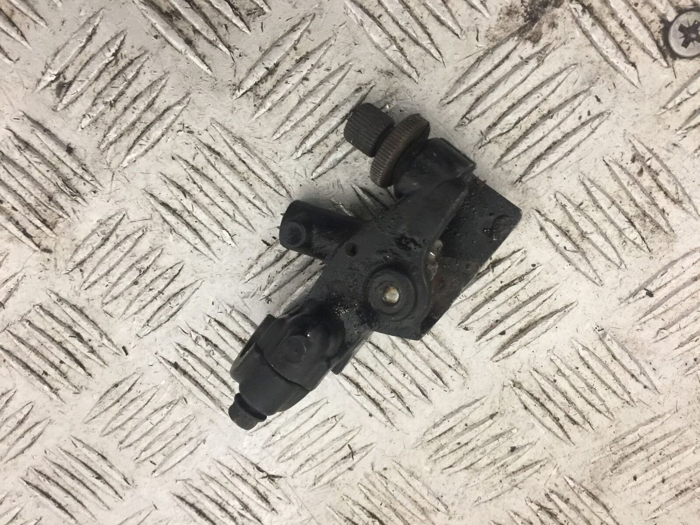 HONDA CBR600 CBR 600 CLUTCH LEVER BRACKET YEAR 1996 (STOCK 798)