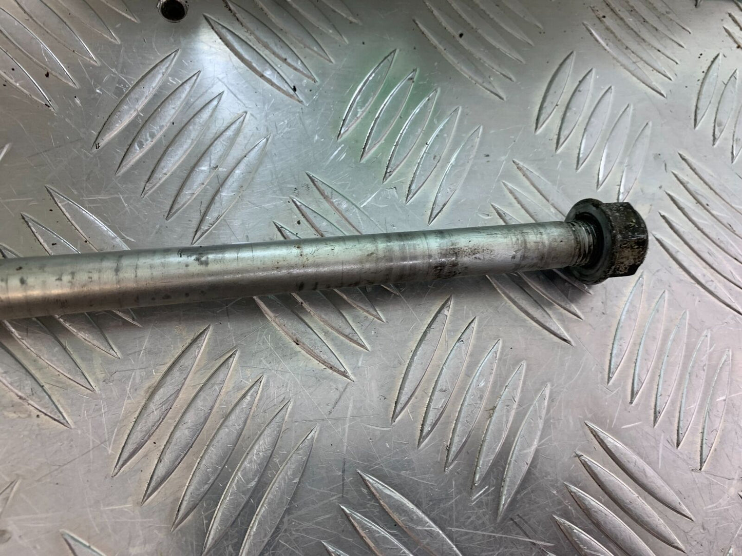 HONDA XL125 VARADERO SWINGARM SPINDLE YEAR 2007-2013 (CMB1019)