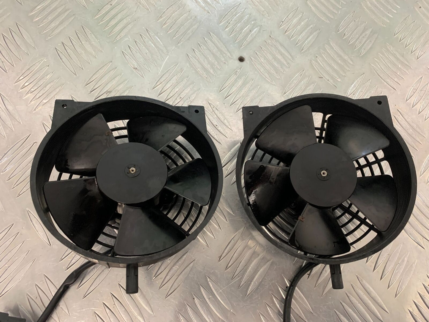 APRILIA RSV1000 R MILLE FANS YEAR 2004-2009 (STOCK 977)