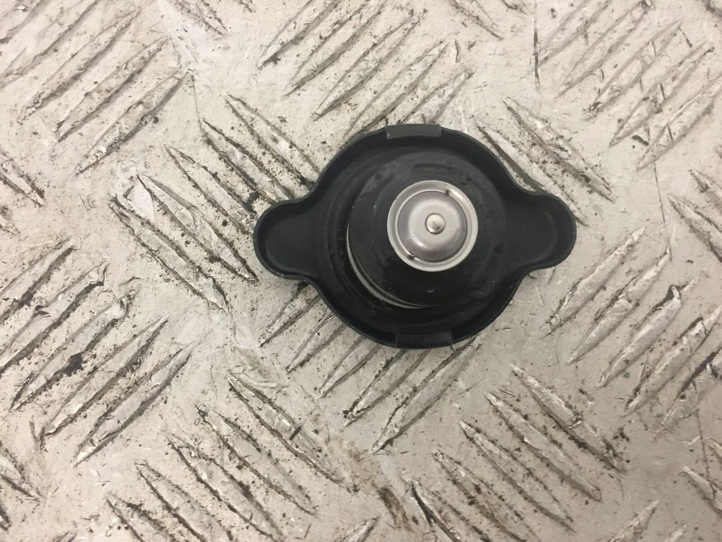 KAWASAKI Z750 Z 750 RADIATOR CAP YEAR 2009-2012 (STOCK 810)