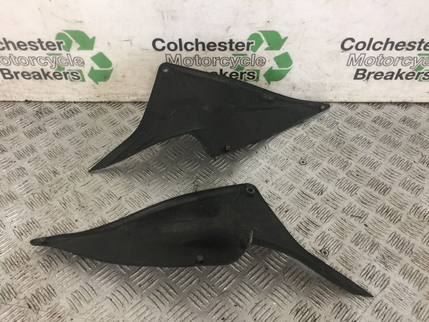 HONDA CBR600 CBR 600 RR LEFT AND RIGHT SIDE INFILLS YEAR 2009-2012 (STOCK 804)