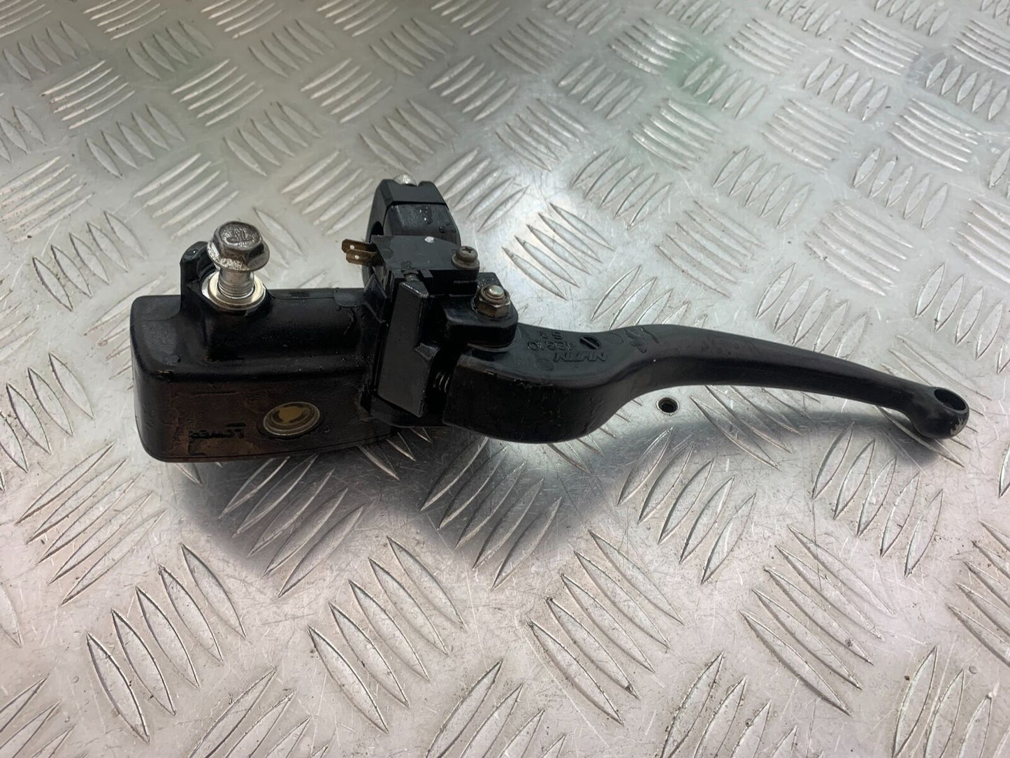 SUZUKI INTRUDER VL800 C800 FRONT MASTER CYLINDER YEAR 2012-16 (CMB1039)