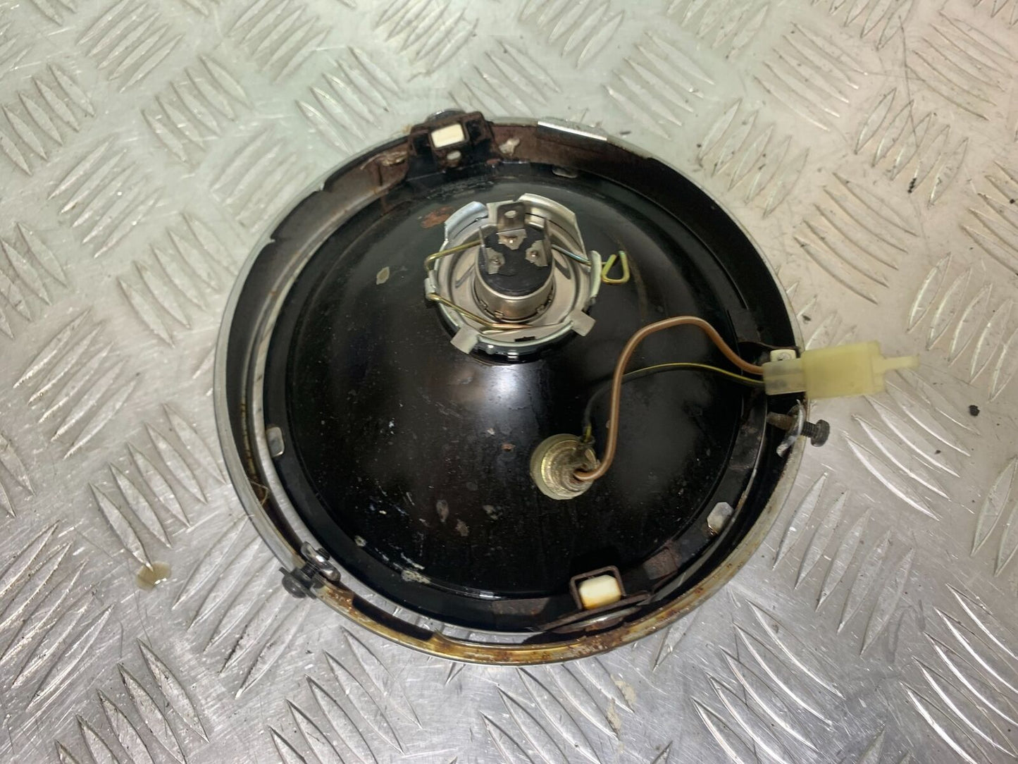 KAWASAKI Z750 ZR750 ZR-7S HEADLIGHT YEAR 1999-05 (CMB1135)