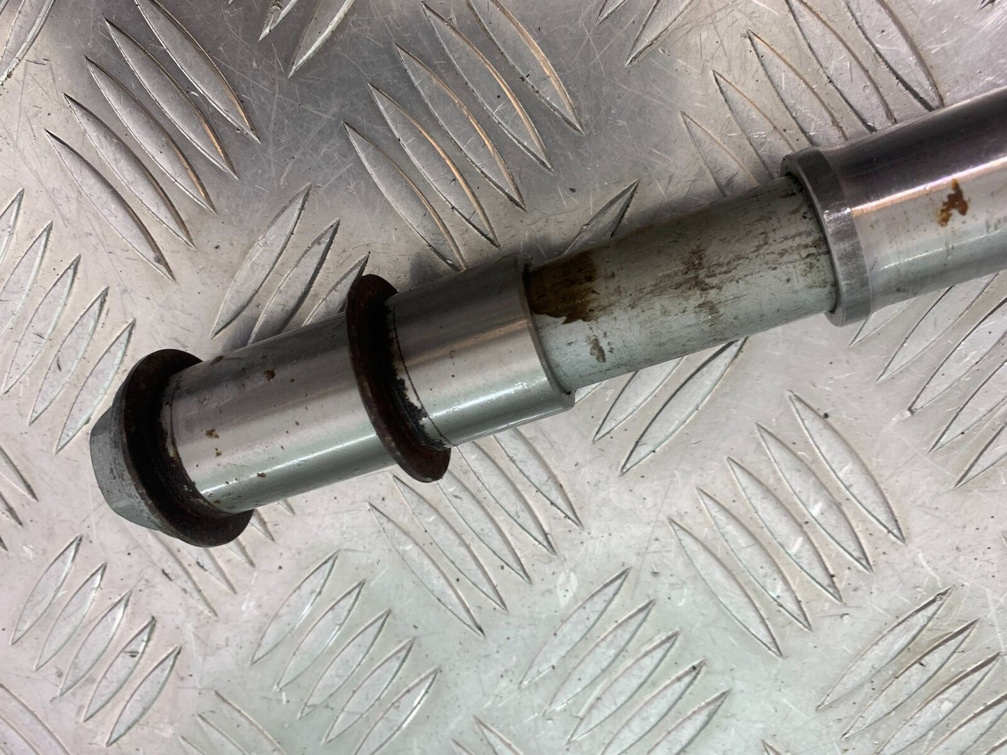 HONDA CBR1000 rr FIREBLADE SWINGARM SPINDLE 2008-2011 (CMB1037)