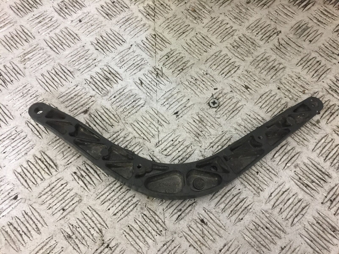 KAWASAKI GTR1400 GTR 1400 BRACKET YEAR 2010 (STOCK 716)