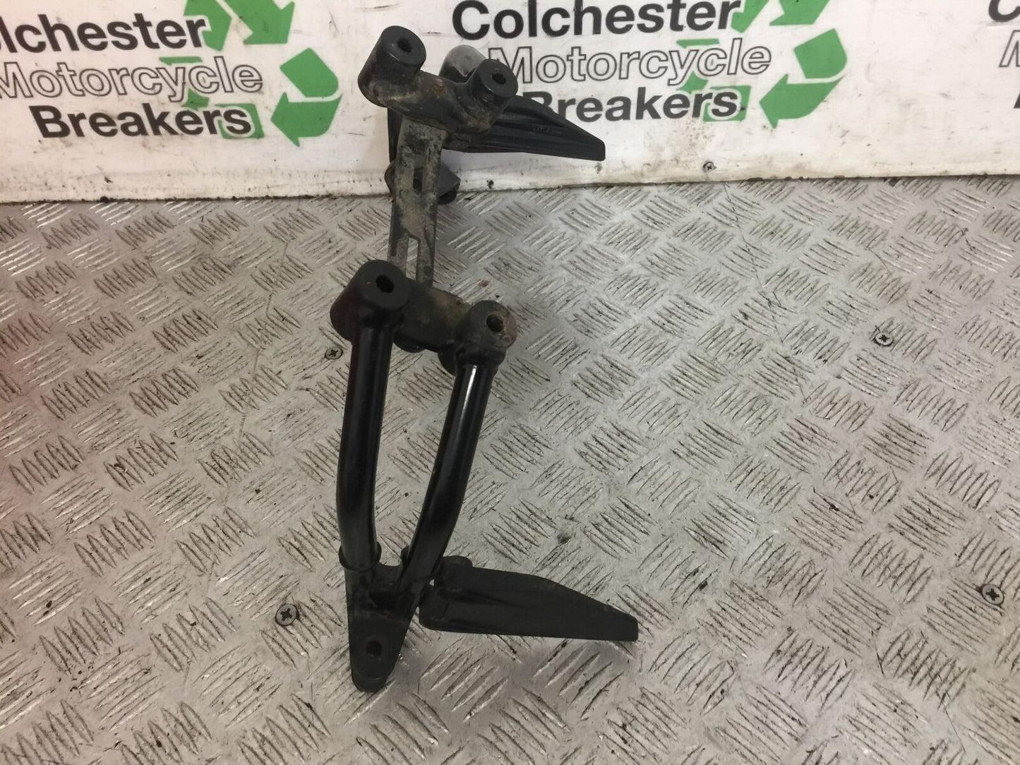 KTM DUKE 125 REAR HANGERS YEAR 2017-2022 (STOCK 758)