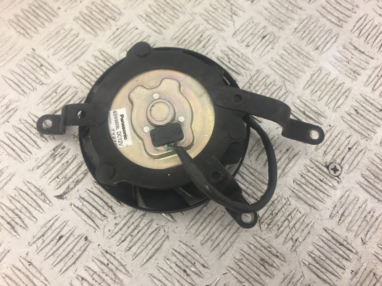 YAMAHA R6 RADIATOR FAN YEAR 2008-2014 (STOCK 637)