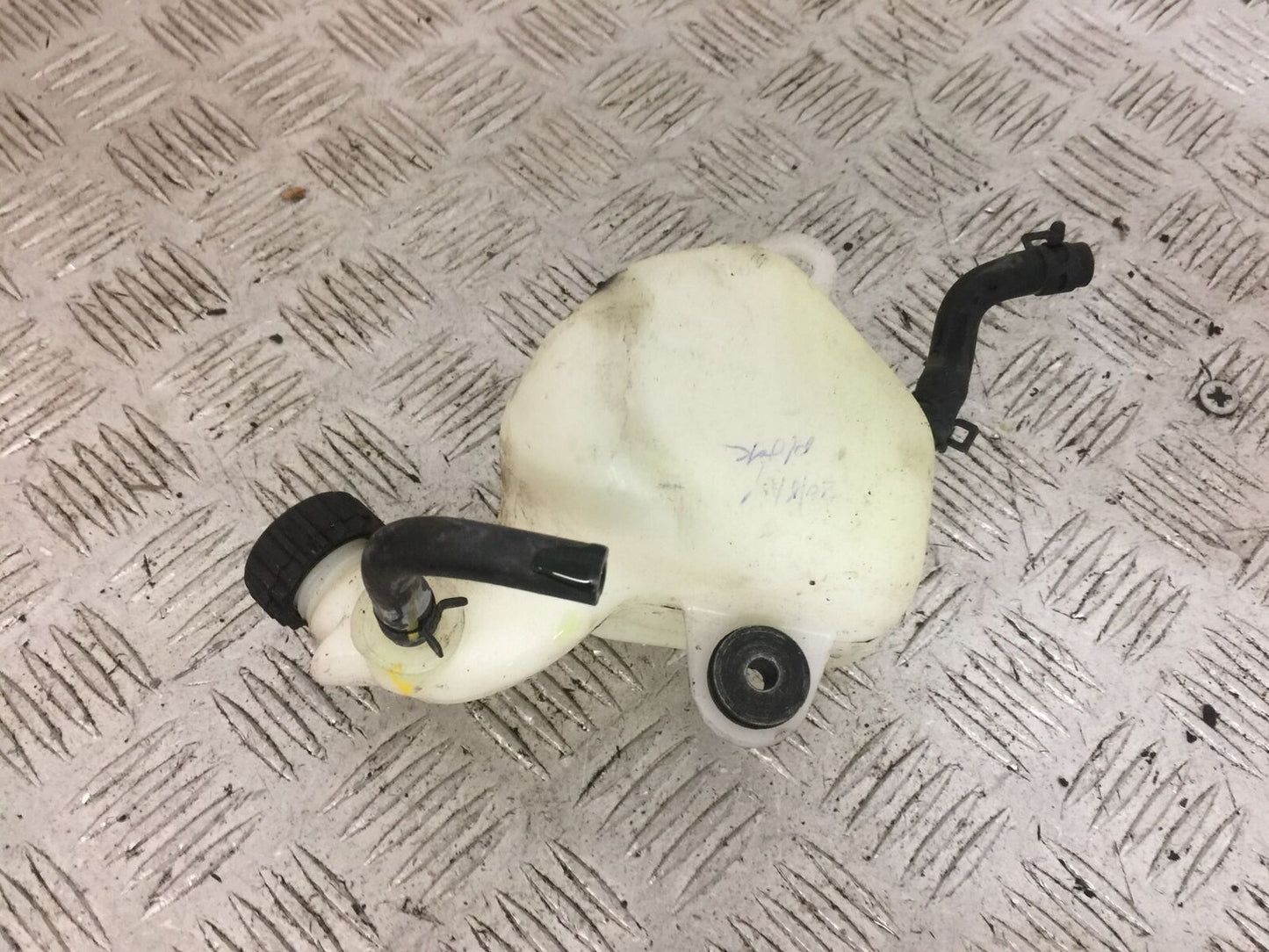 KTM DUKE 125 COOLANT BOTTLE YEAR 2017-2022 (STOCK 758)