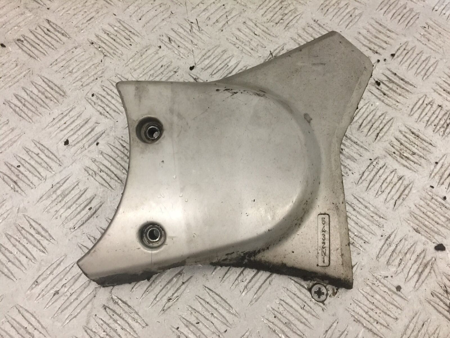 HONDA XL125 VARADERO SPROCKET COVER YEAR 2008 (STOCK 841)