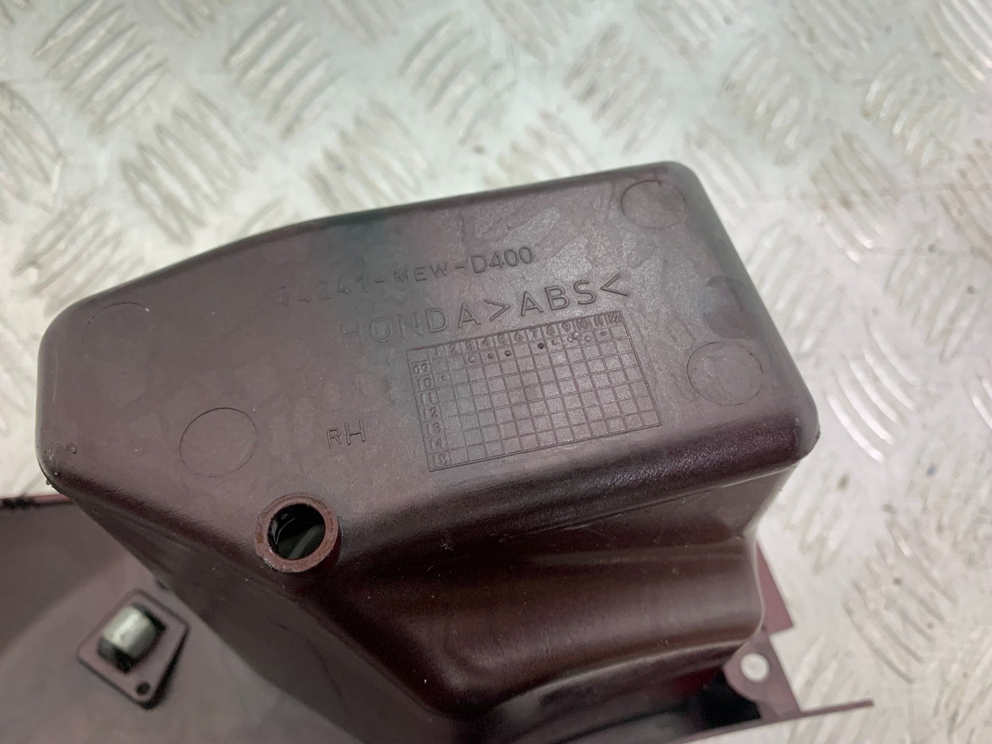 HONDA NT 700 V DEAUVILLE RIGHT POCKET YEAR 2006-2010 (CMB1298)