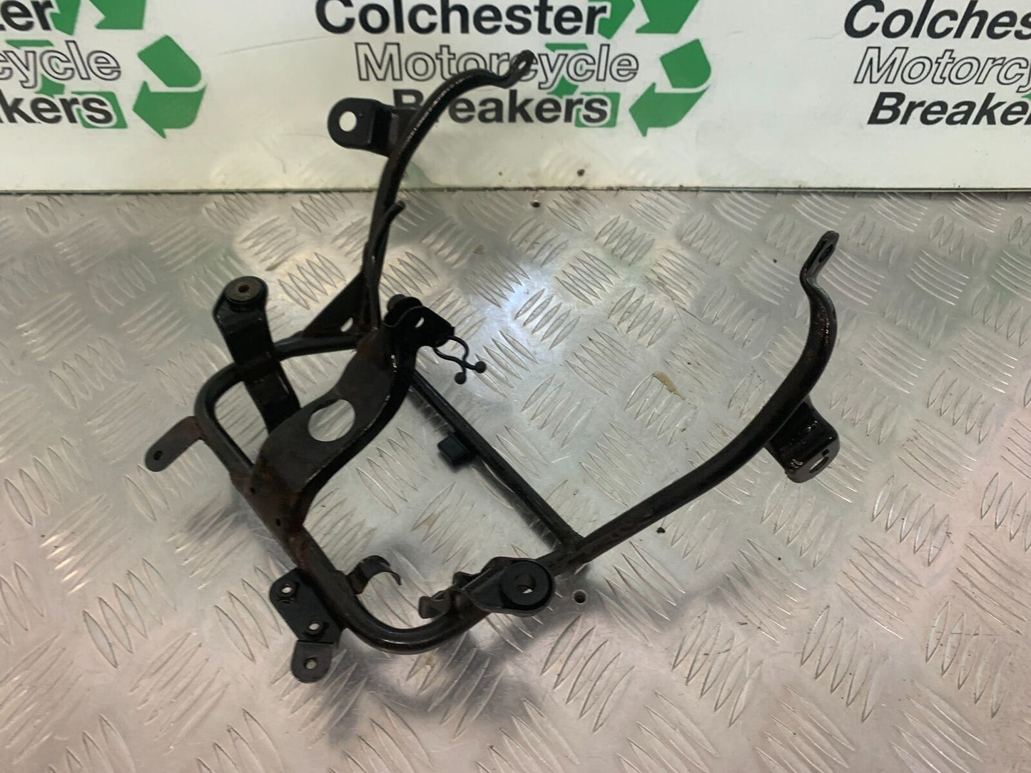 YAMAHA TDR250 TDR 250 FAIRING BRACKET YEAR 1988-1992 (STOCK 976)