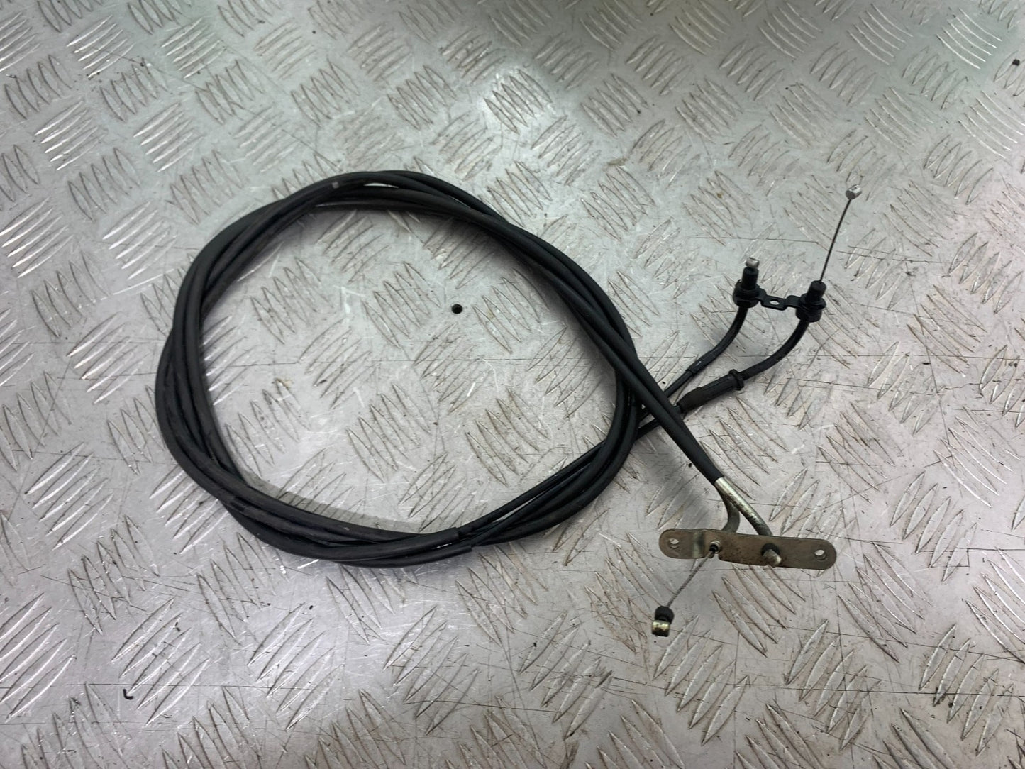 YAMAHA XMAX 250 XMAX 250 THROTTLE CABLE YEAR 2006-09 (CMB1201)