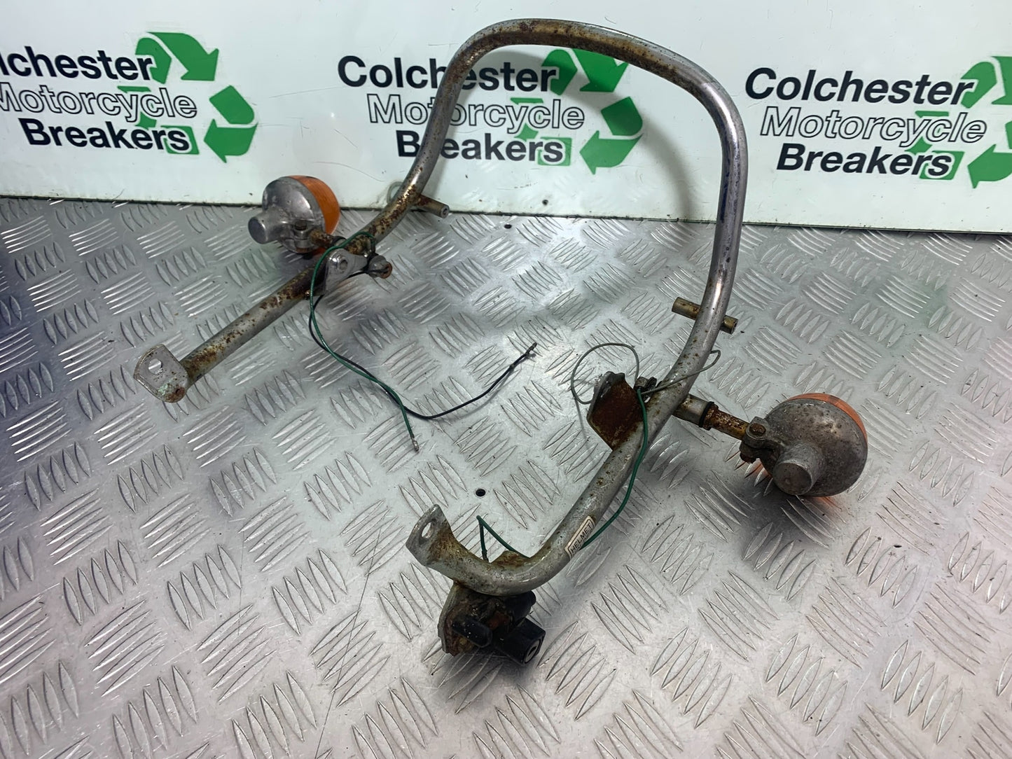 HONDA CX500 CX 500 GRAB RAIL AND INDICATORS YEAR 1978 1981 (CMB1137)