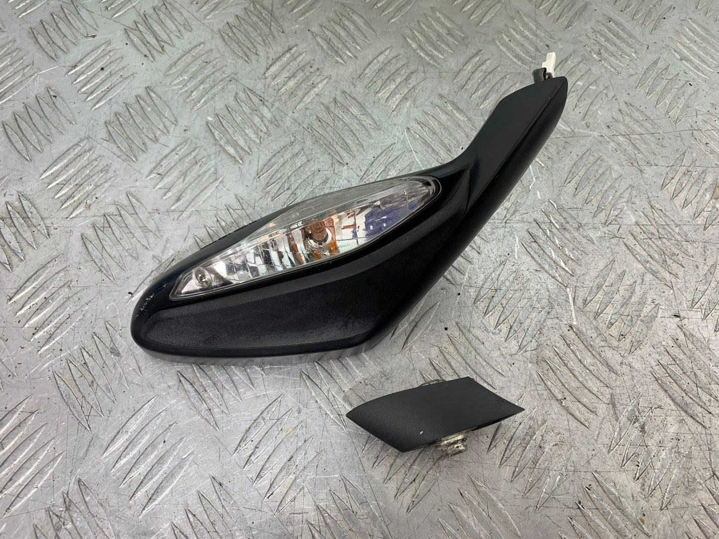 MV AGUSTA 675 F3 LEFT MIRROR (DAMAGED) YEAR 2012-2016 (CMB1302)
