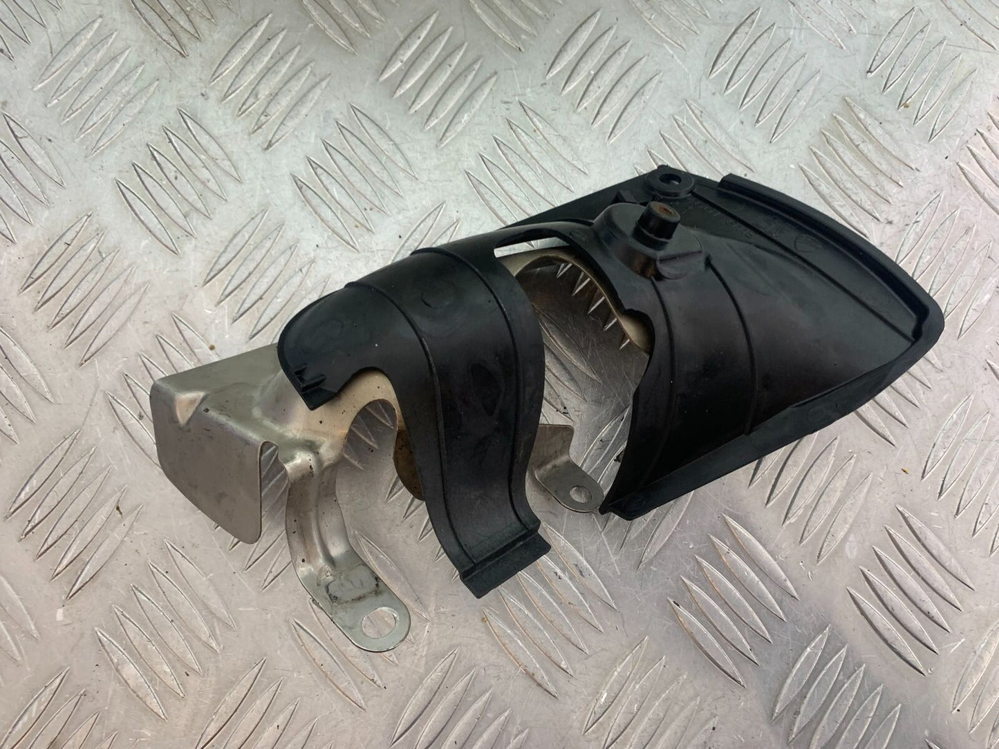 DUCATI DIAVEL 1200 EXHAUST SHIELD YEAR 2014-17 (CMB1054)