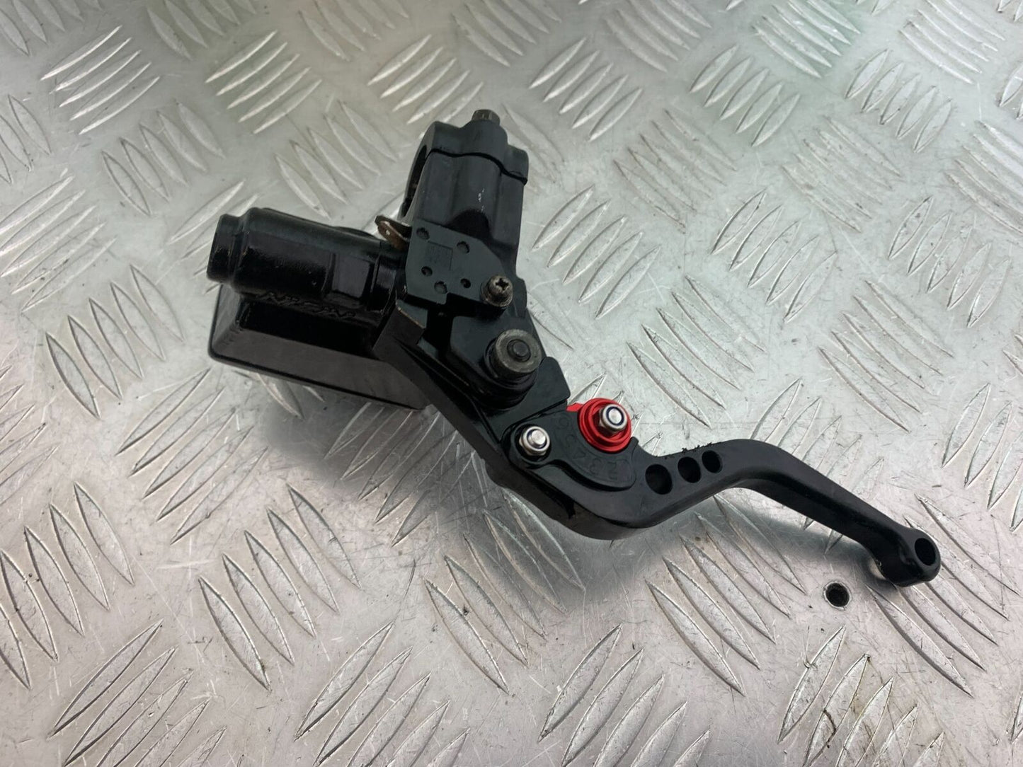 SUZUKI GSF600 GSF 600 BANDIT FRONT MASTER CYLINDER YEAR 2001-2003 (CMB1102)