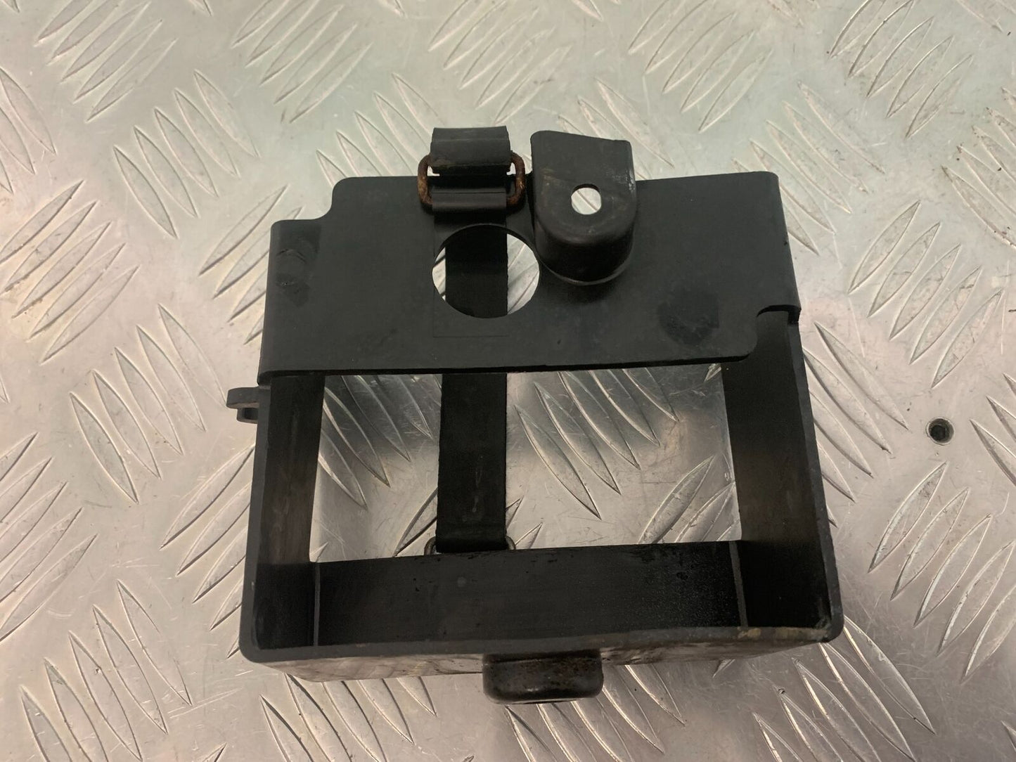 YAMAHA TDR250 TDR 250 BATTERY BOX YEAR 1988-1992 (STOCK 976)
