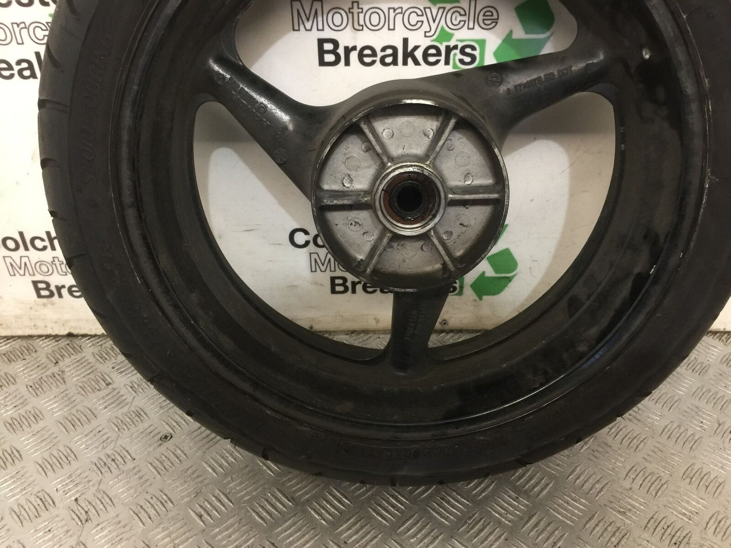 HONDA CBR600 CBR 600 F4I REAR WHEEL YEAR 2002 (STOCK 867)