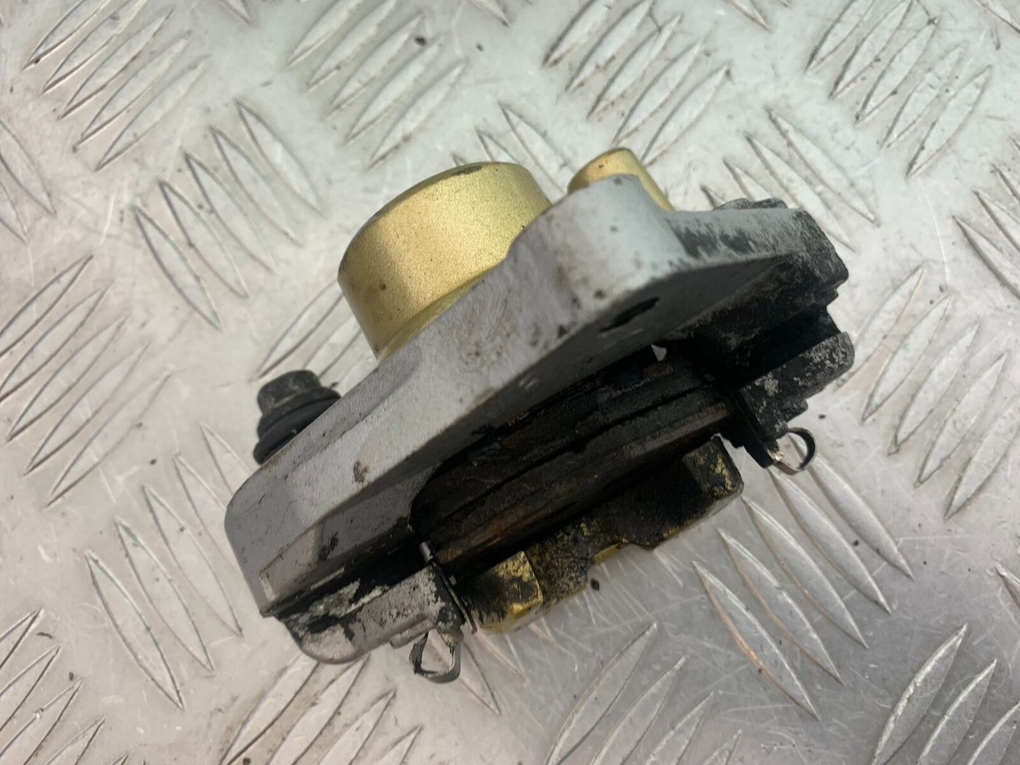 YAMAHA YBR125 YBR 125 FRONT BRAKE CALIPER YEAR 2005-2007 (CMB1109)