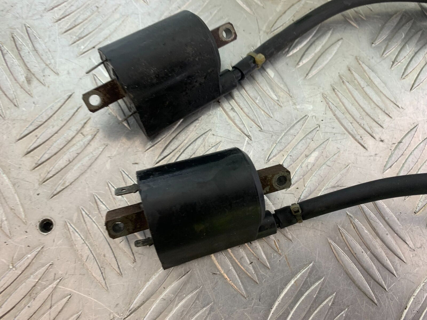 SUZUKI VS1400 VS 1400 INTRUDER COILS AND CAPS YEAR 1988 (CMB1077)